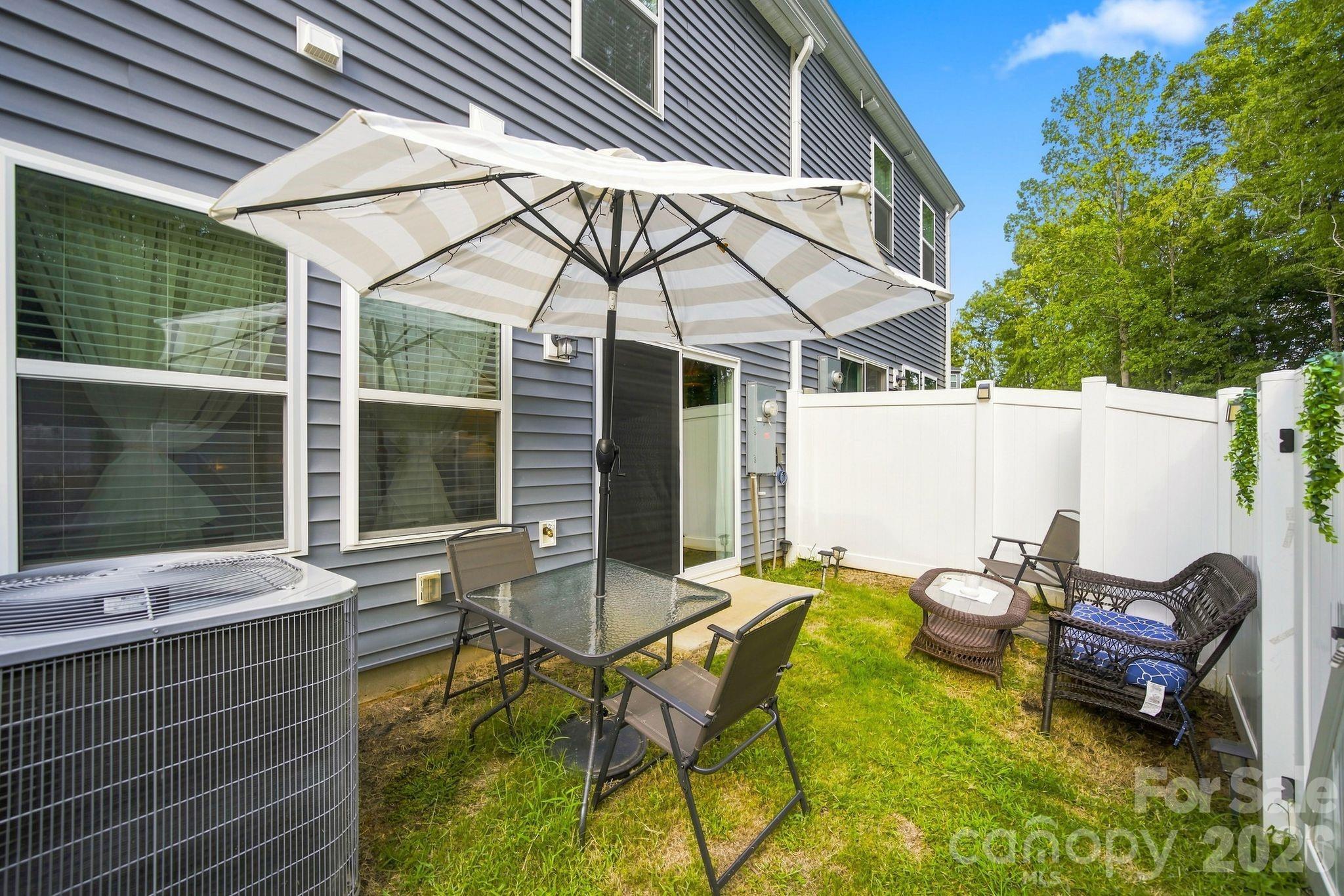 837 Gerard Drive Property Photo 17