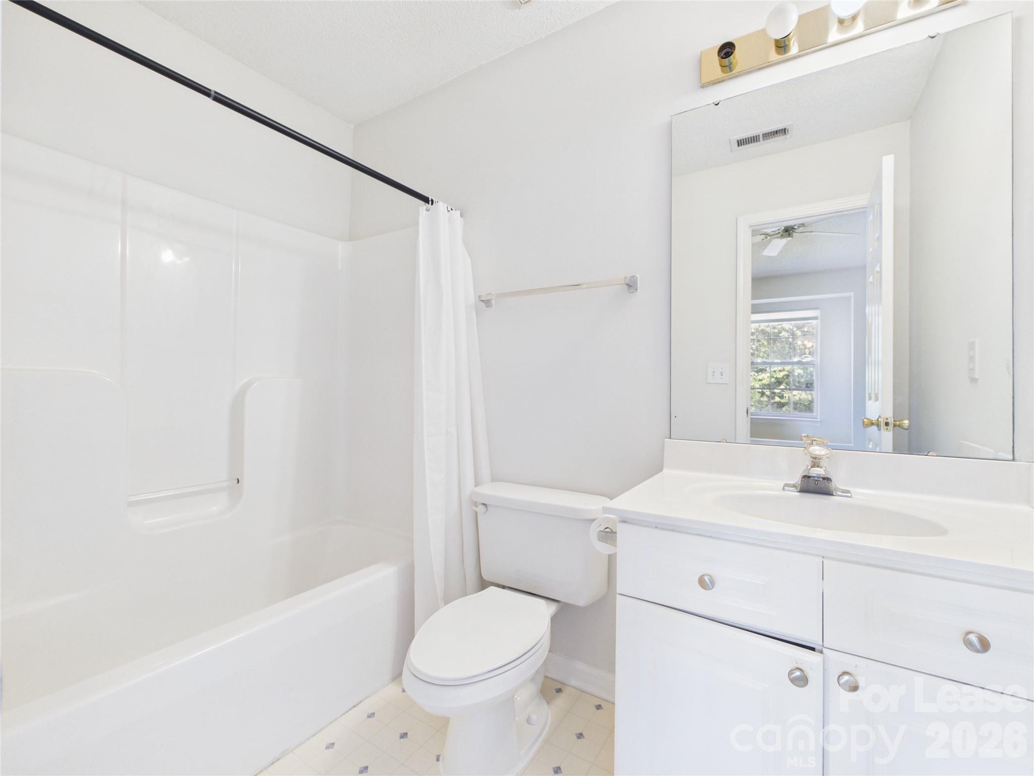 609 Mountainwater Drive Property Photo 13