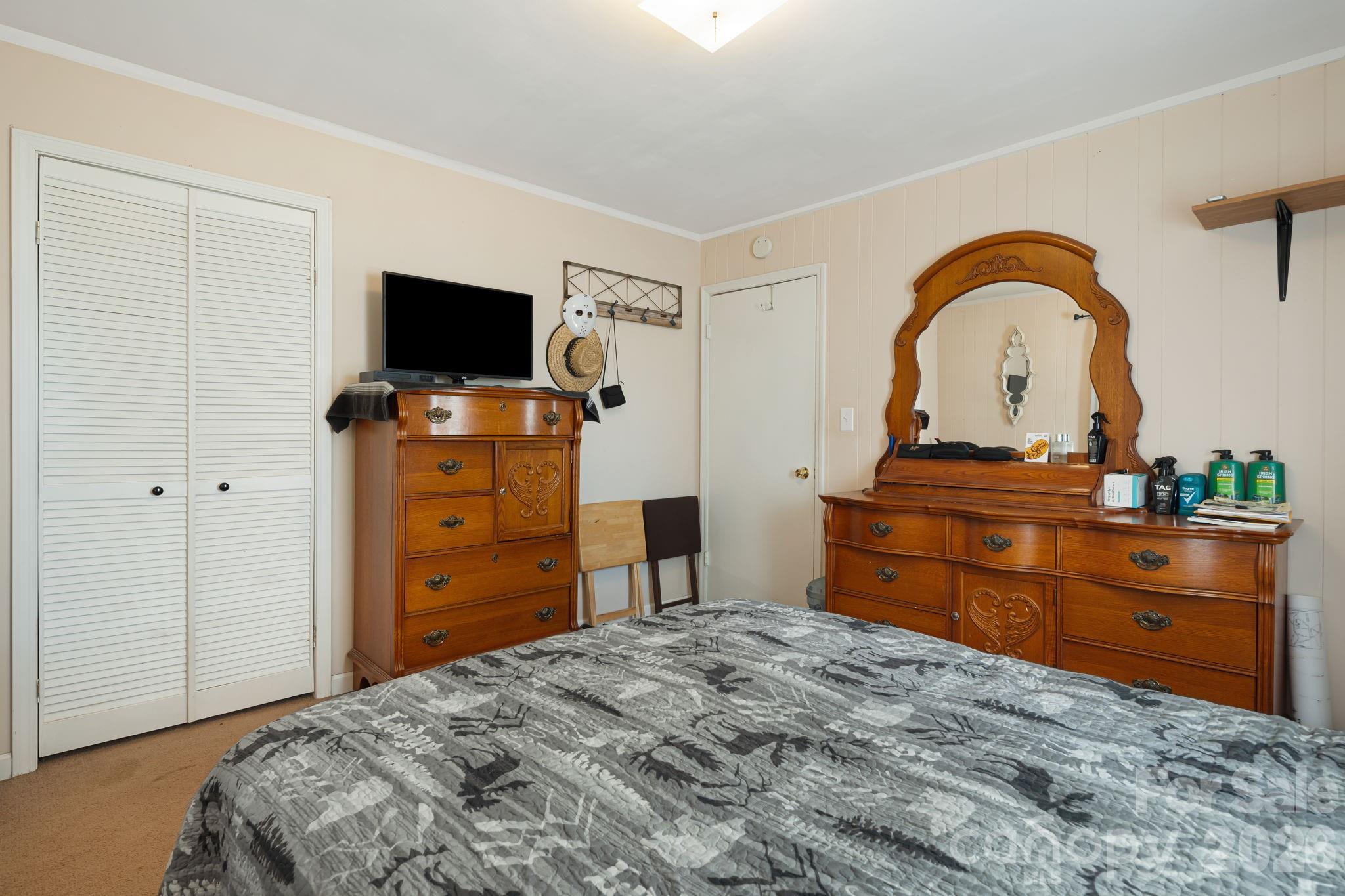 241 Ophelia Drive Property Photo 10