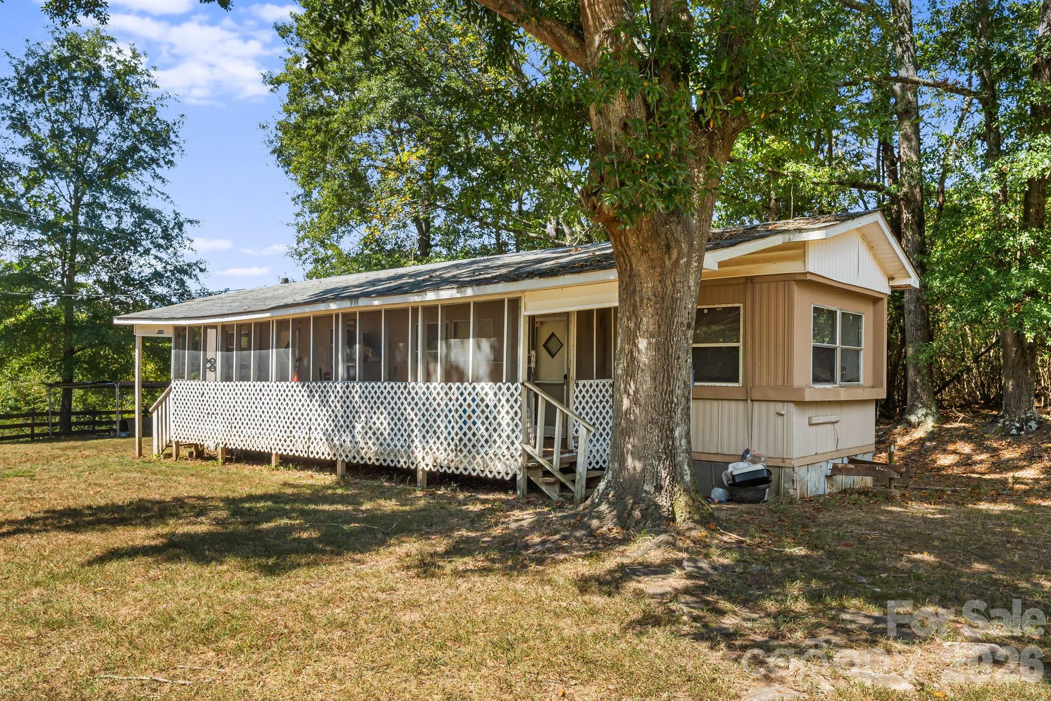 241 Ophelia Drive Property Photo 12