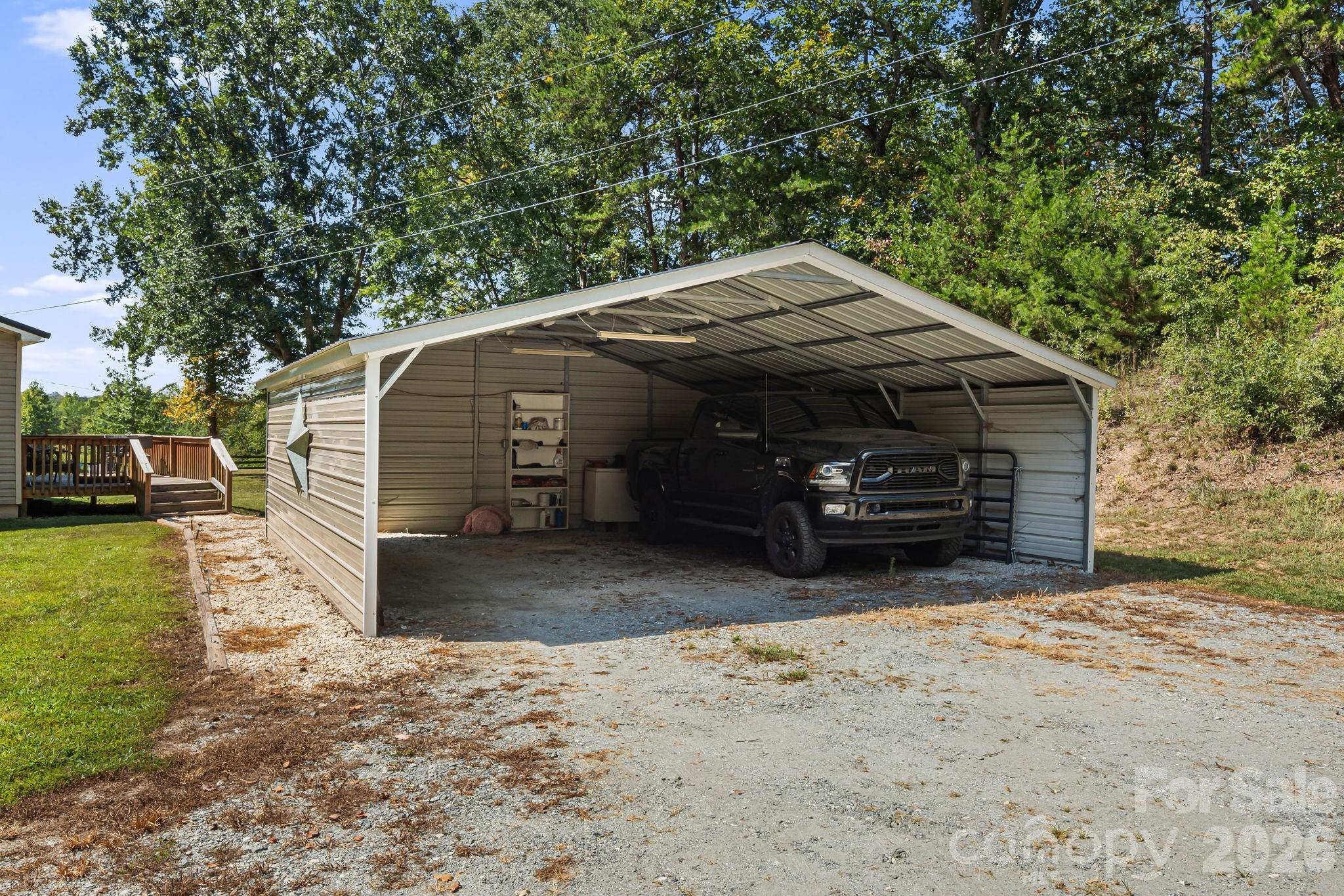 241 Ophelia Drive Property Photo 13