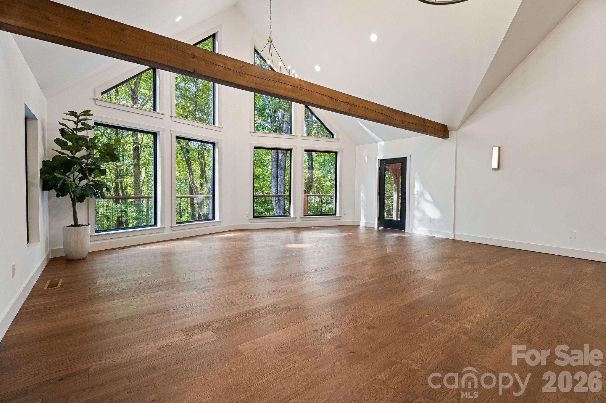 40 Boulder Lane Property Photo 8