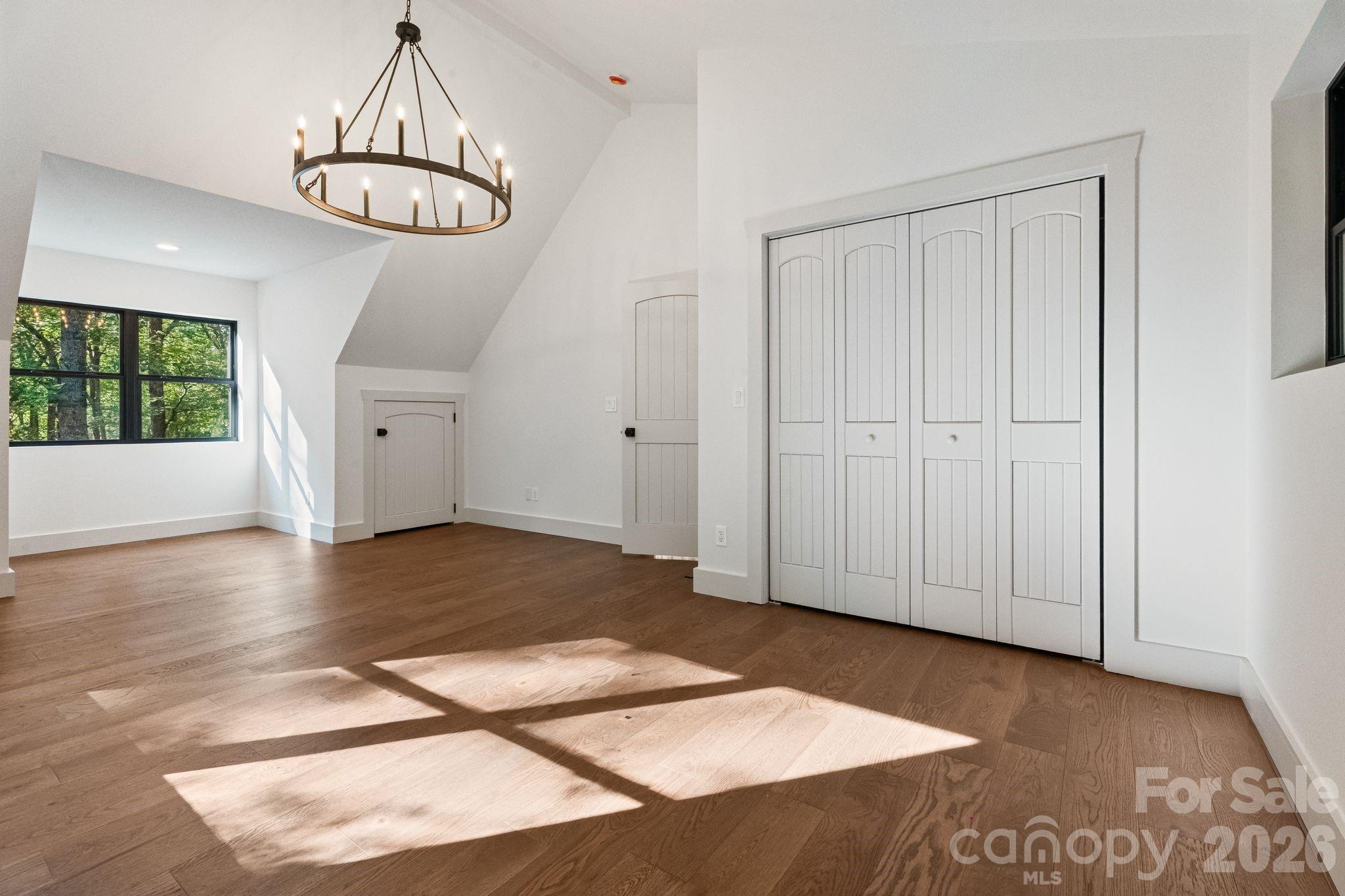 40 Boulder Lane Property Photo 23