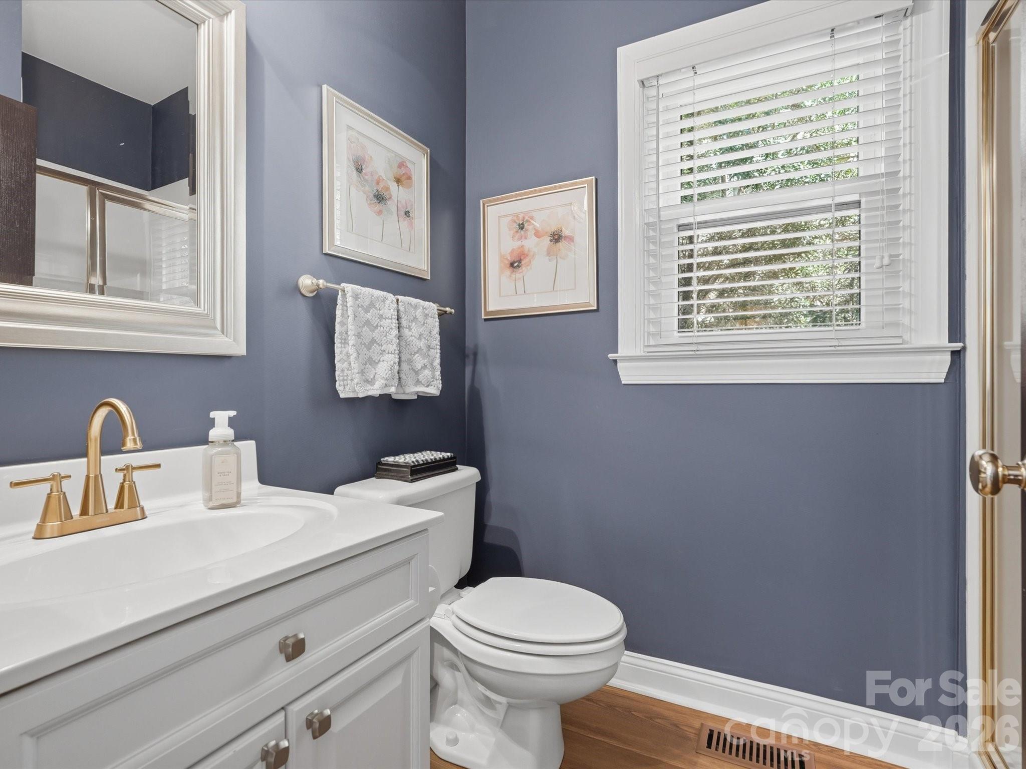 3427 Twelve Oaks Place Property Photo 10