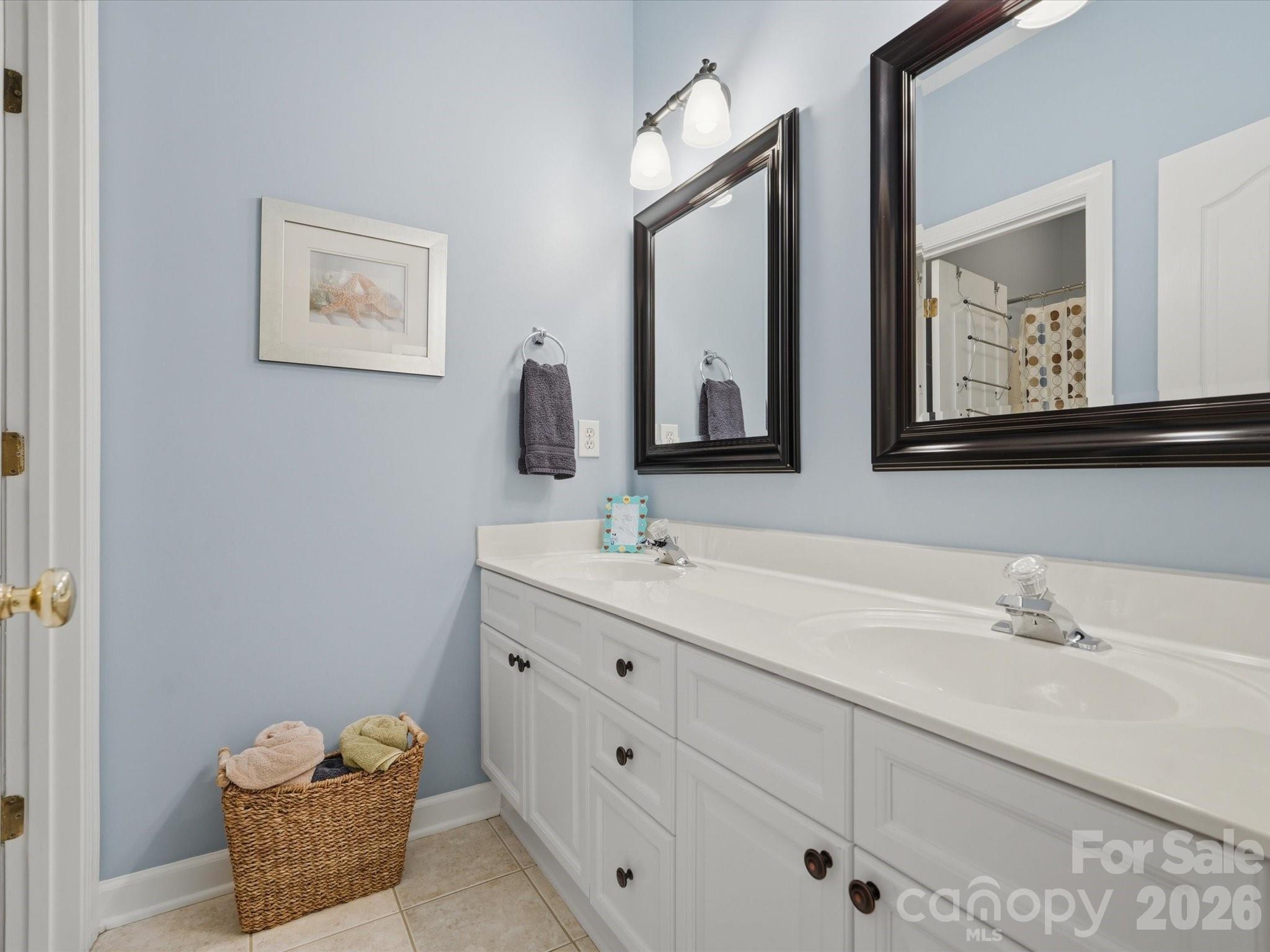 3427 Twelve Oaks Place Property Photo 30