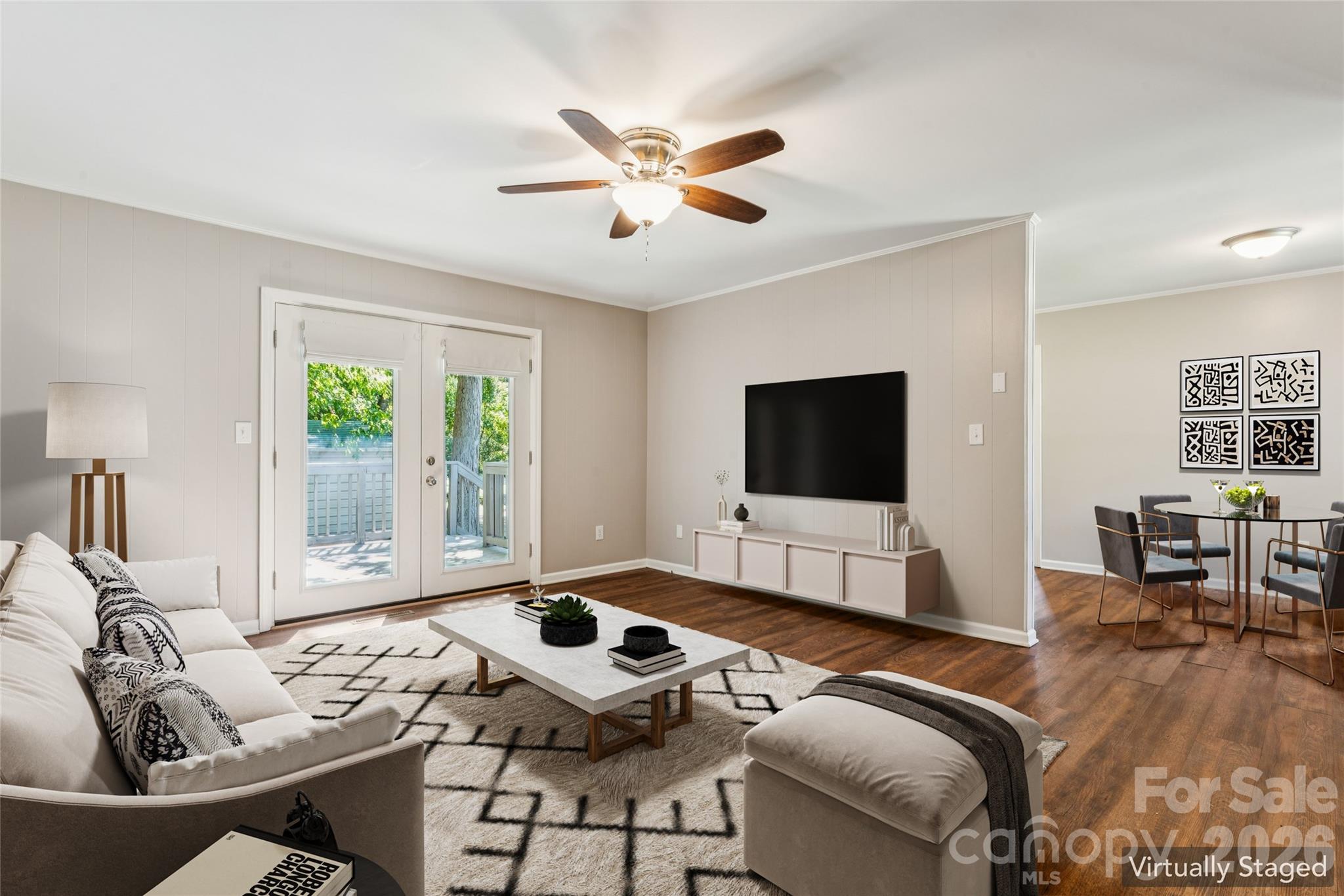 611 Woodland Drive Property Photo 1