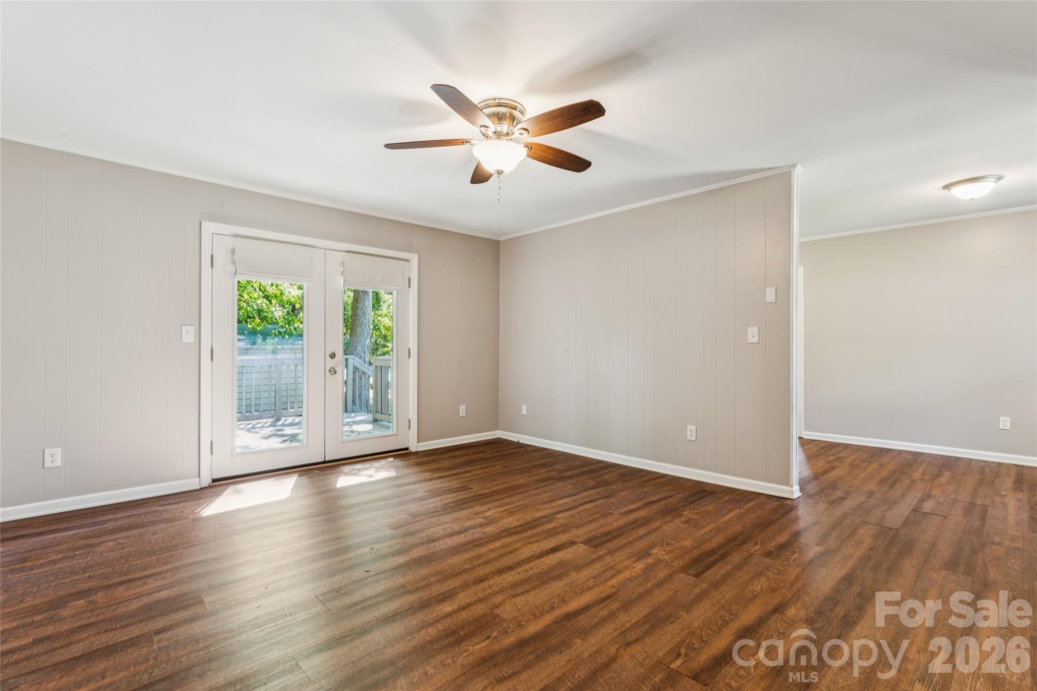611 Woodland Drive Property Photo 5