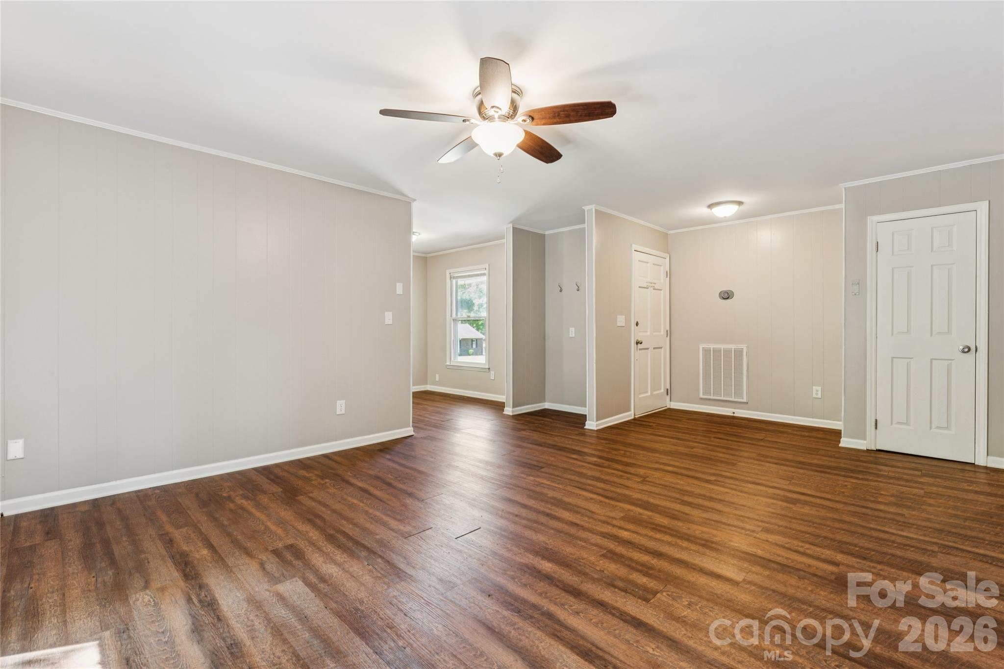 611 Woodland Drive Property Photo 8