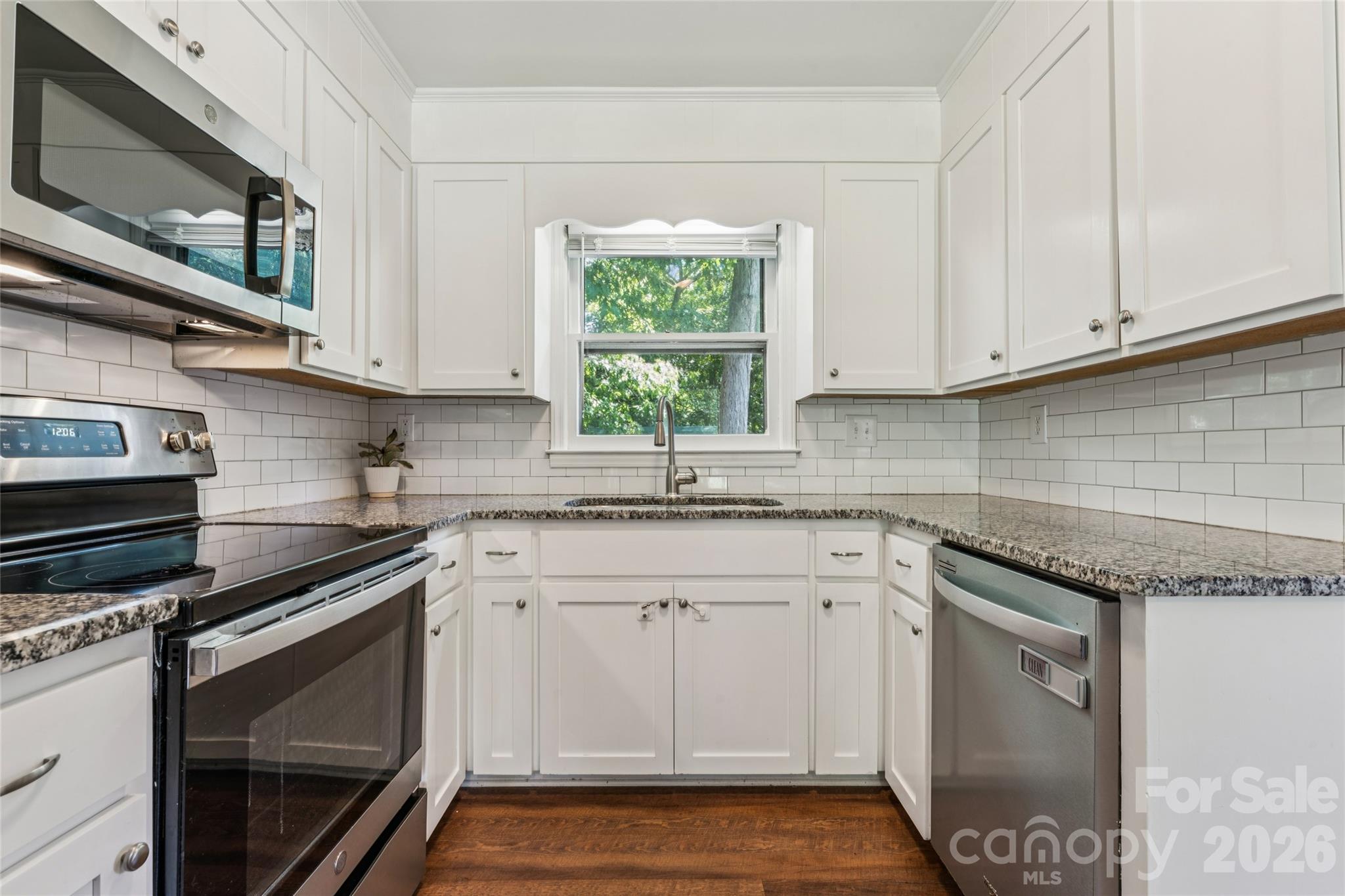 611 Woodland Drive Property Photo 14