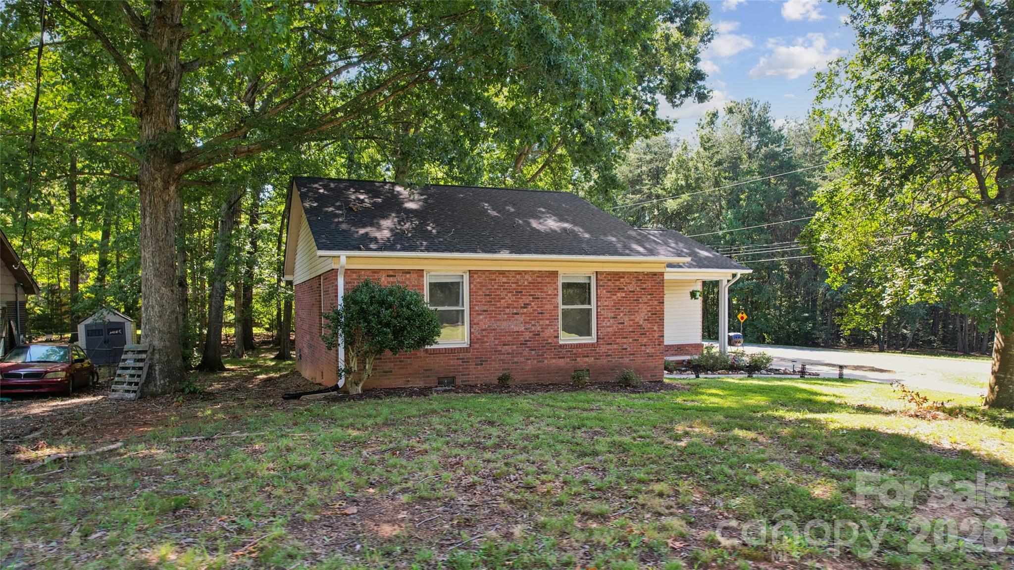 611 Woodland Drive Property Photo 39