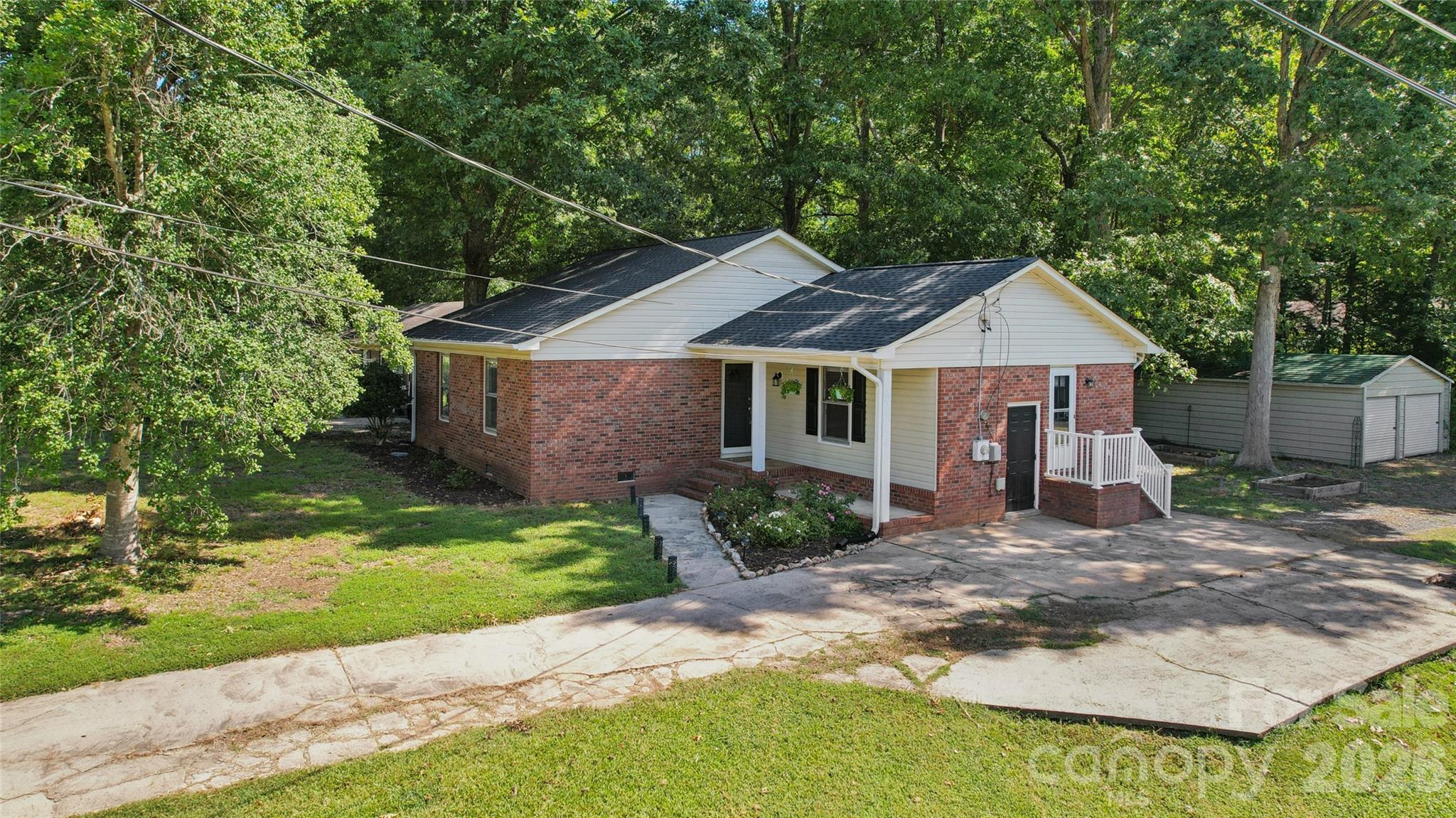 611 Woodland Drive Property Photo 40