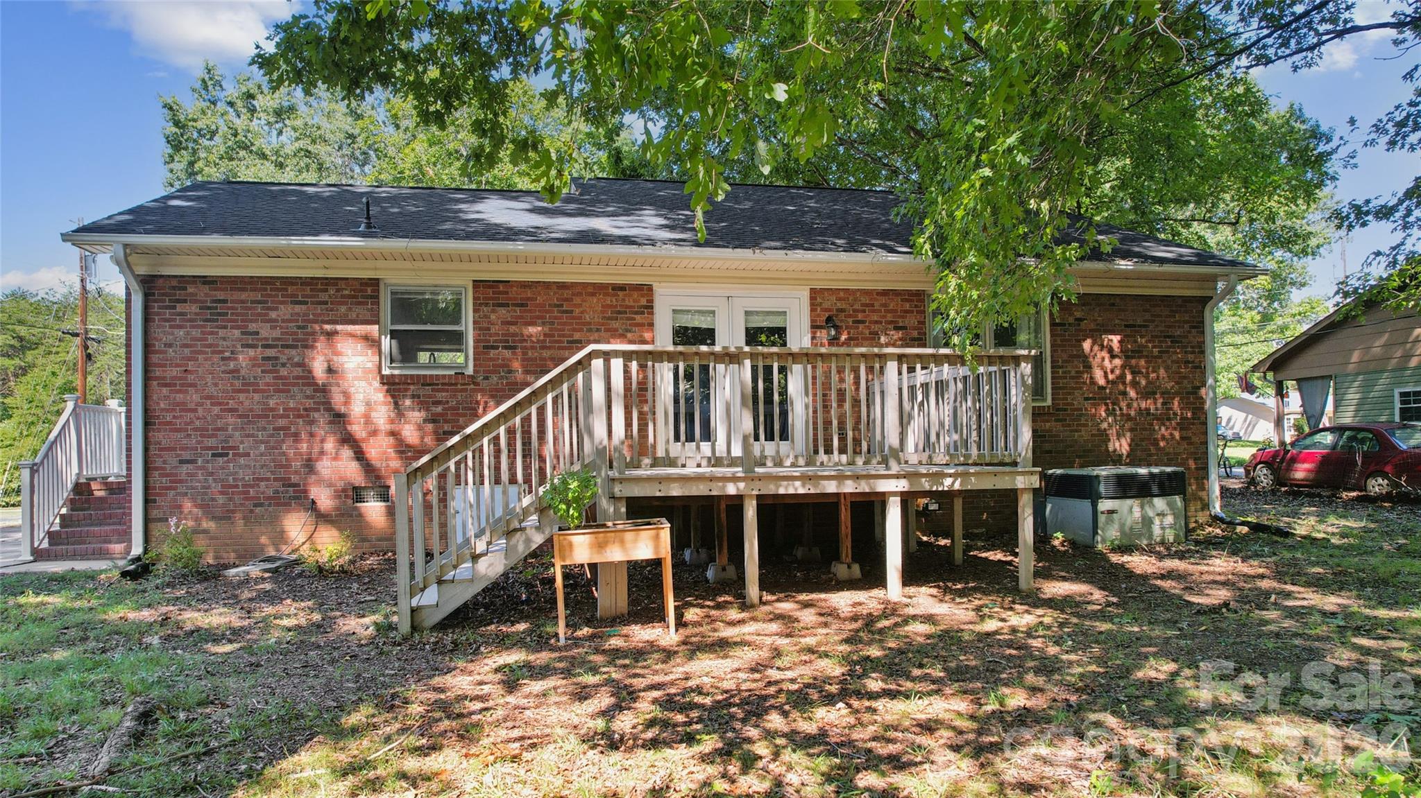 611 Woodland Drive Property Photo 44