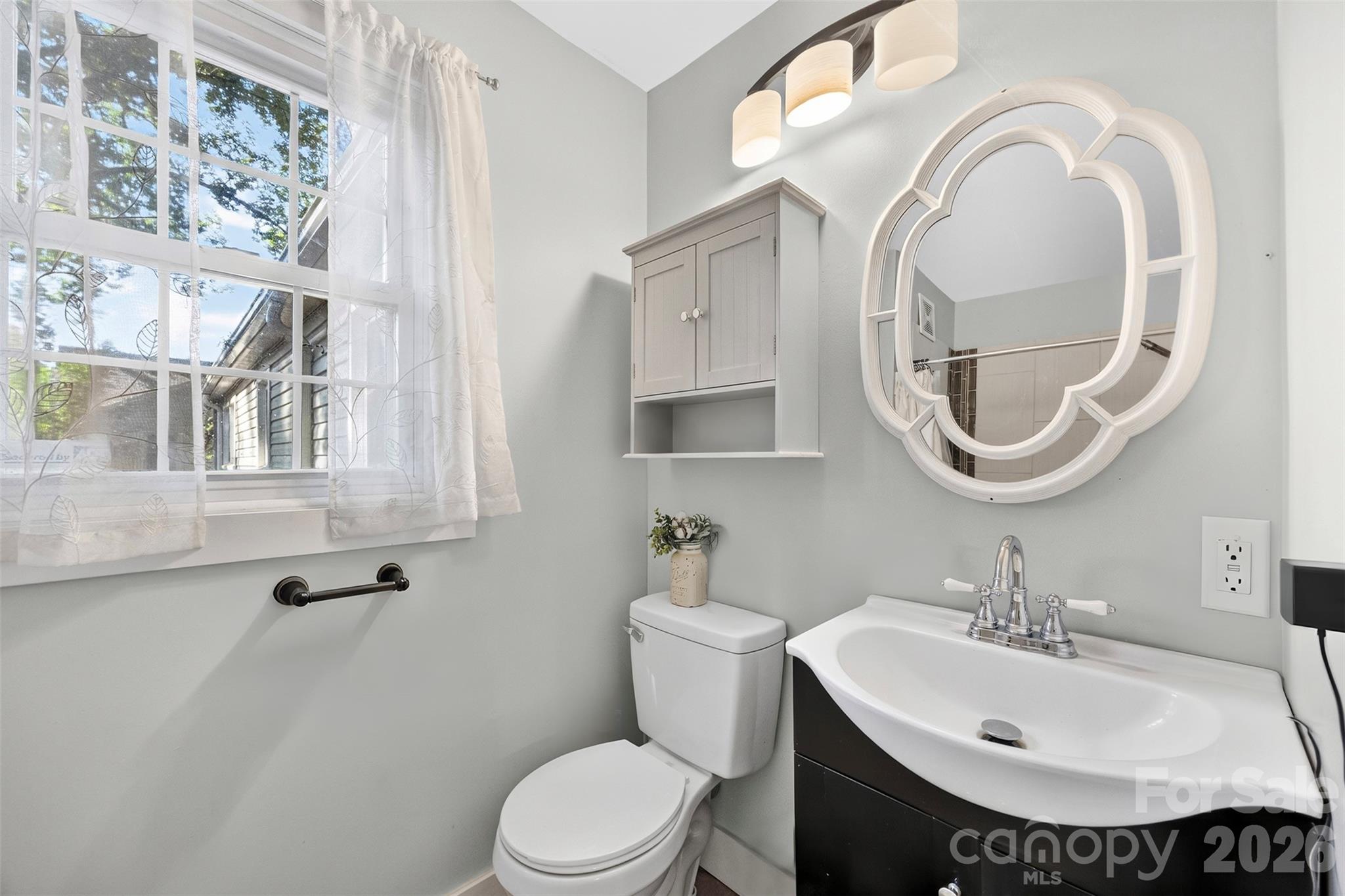 511 Woodside Drive Property Photo 16