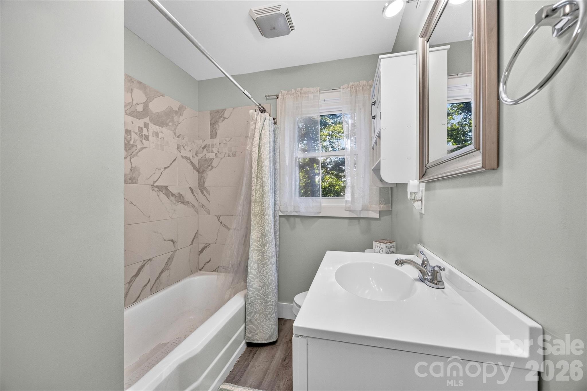 511 Woodside Drive Property Photo 20