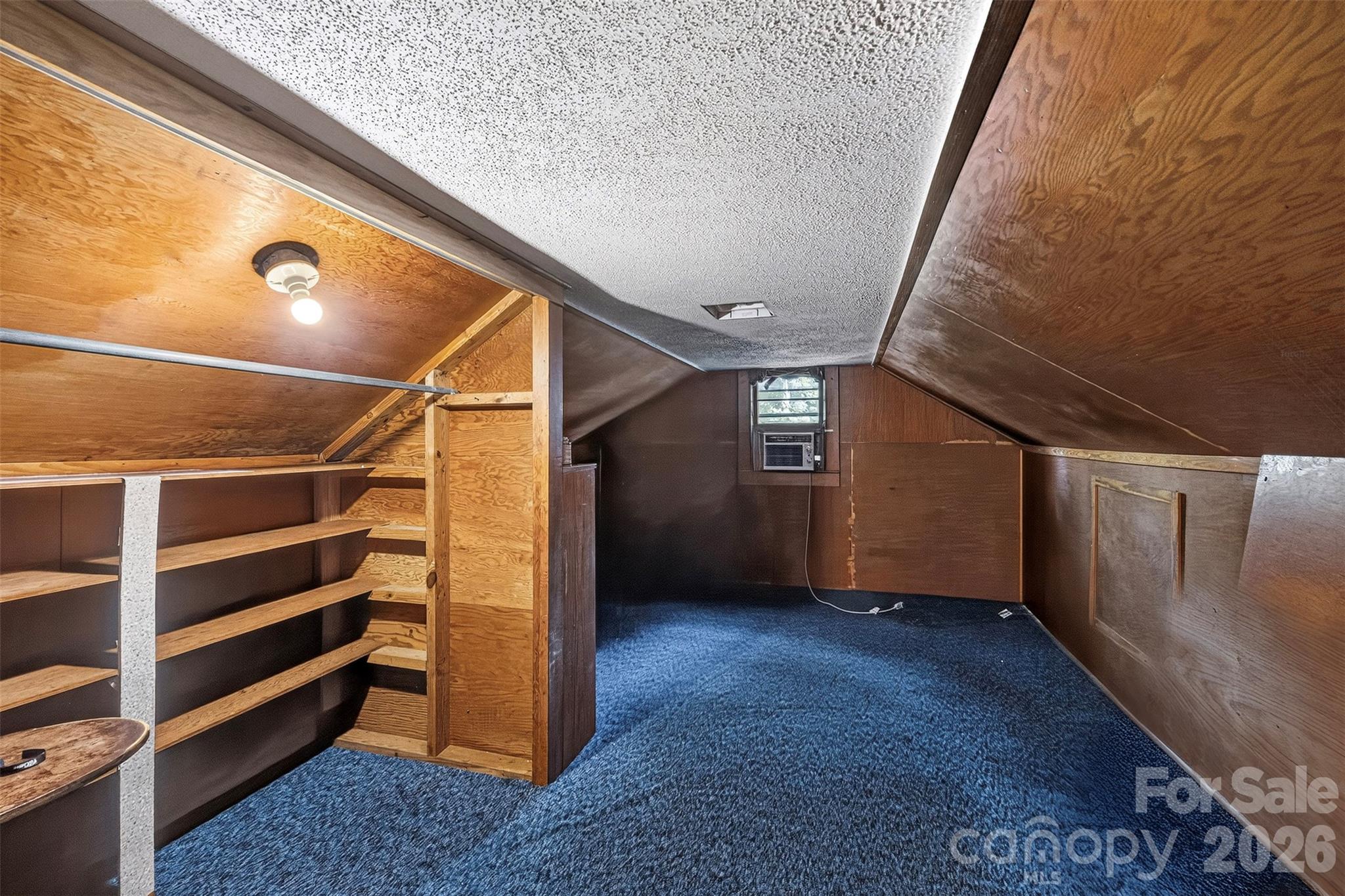 511 Woodside Drive Property Photo 24