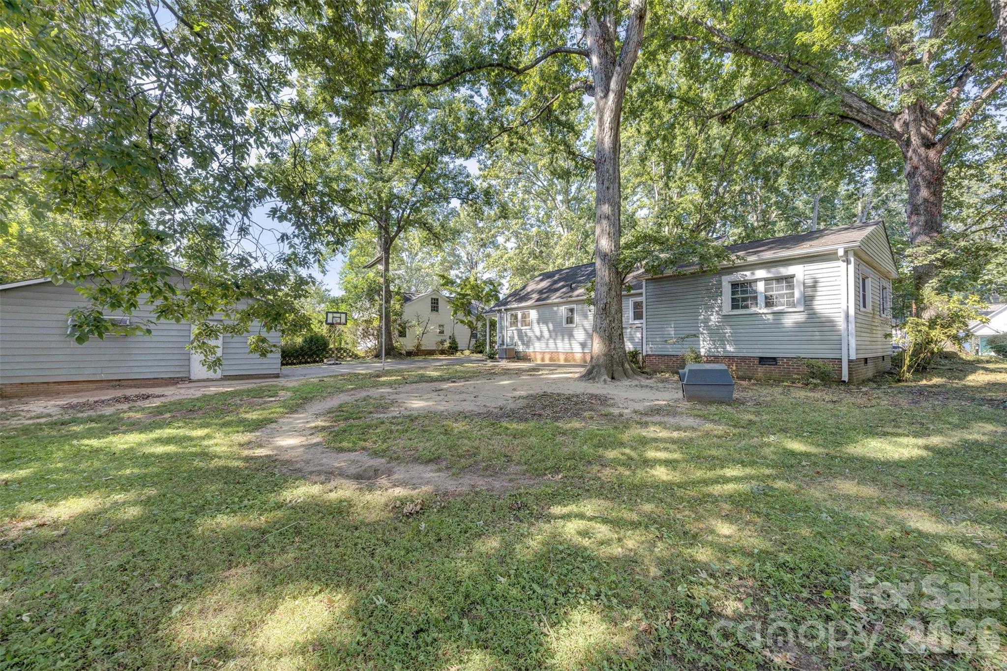 511 Woodside Drive Property Photo 29