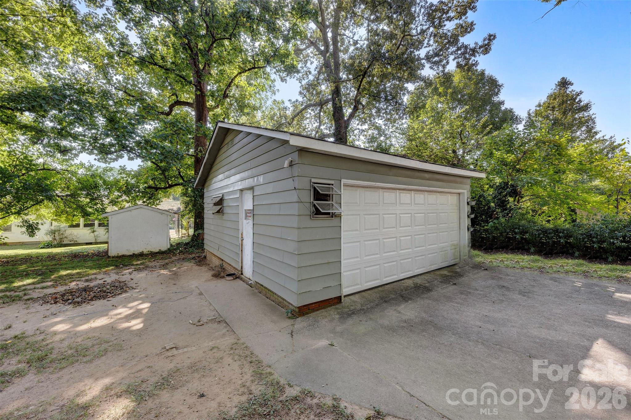 511 Woodside Drive Property Photo 30