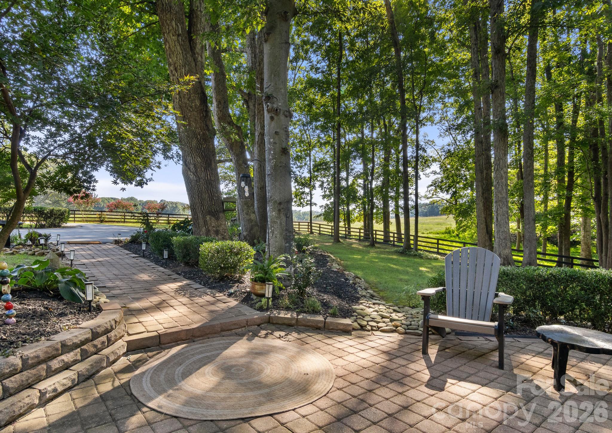 613 Perry Road Property Photo 11