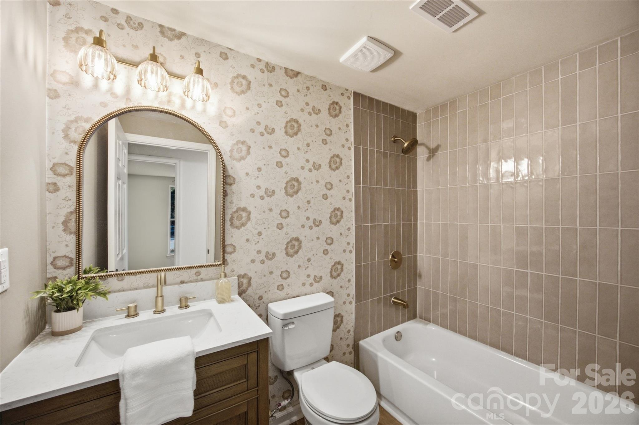 8056 Lawyers Road Property Photo 13