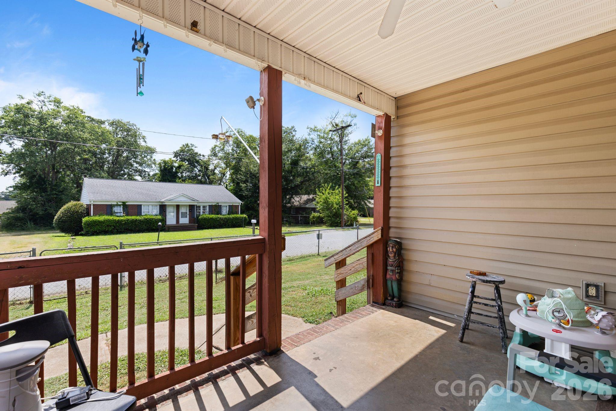 206 Oakland Avenue Property Photo 5