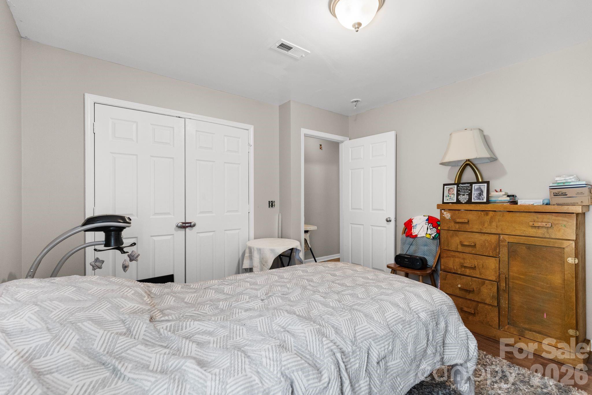 206 Oakland Avenue Property Photo 7