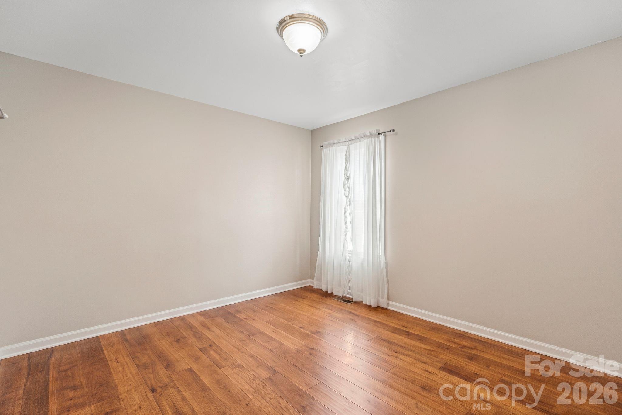 206 Oakland Avenue Property Photo 9