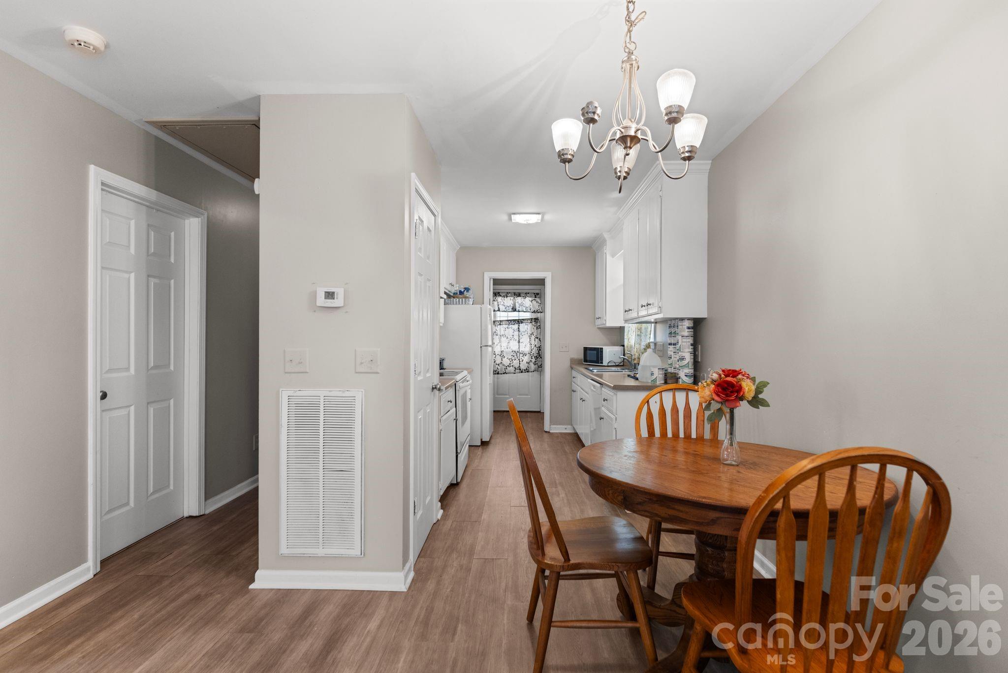 206 Oakland Avenue Property Photo 16