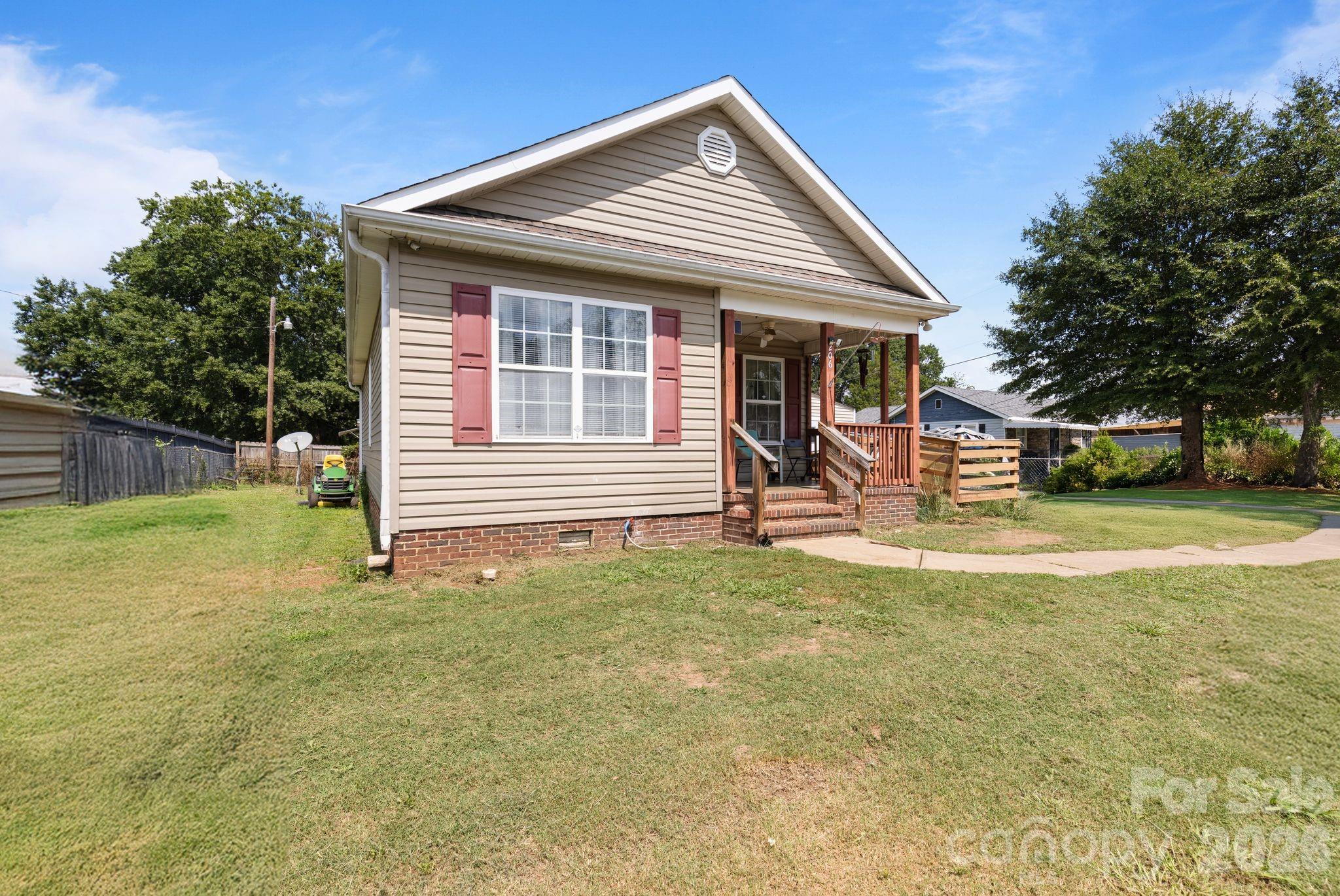 206 Oakland Avenue Property Photo 24
