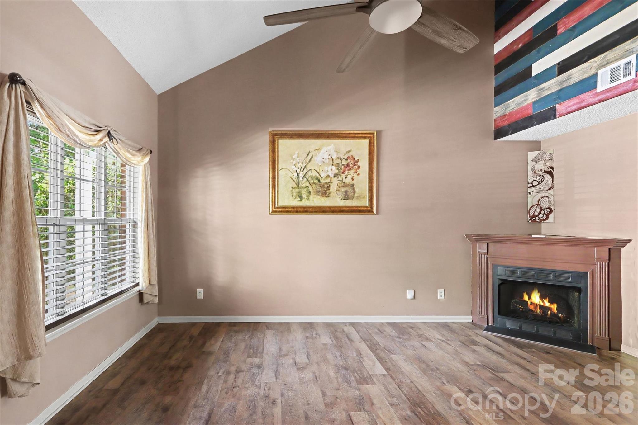 10150 Frosty Lane Property Photo 6