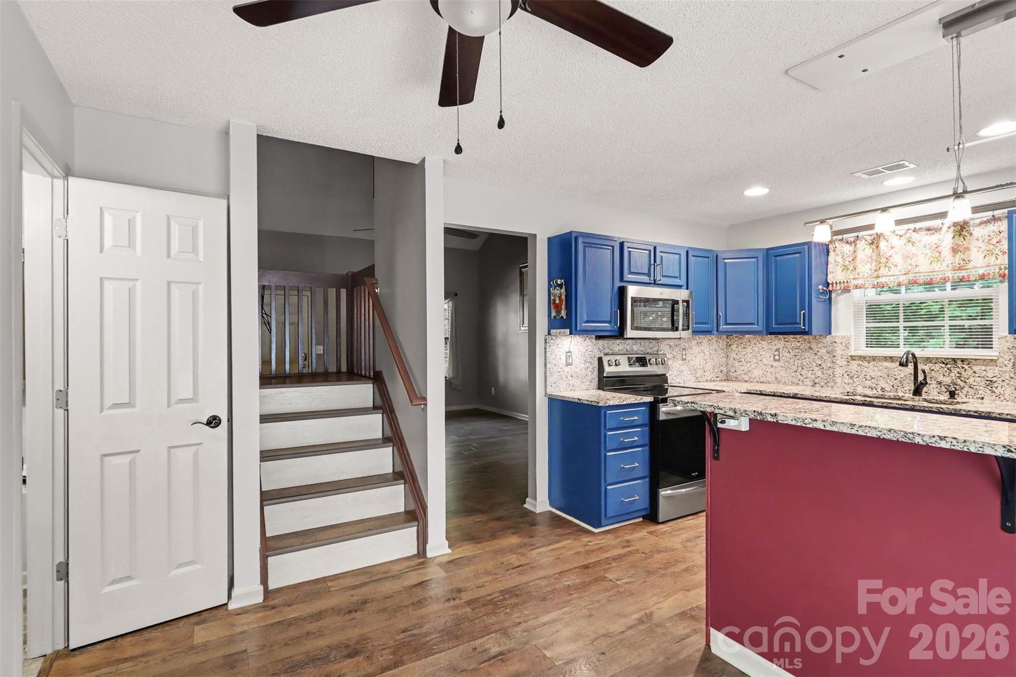 10150 Frosty Lane Property Photo 12