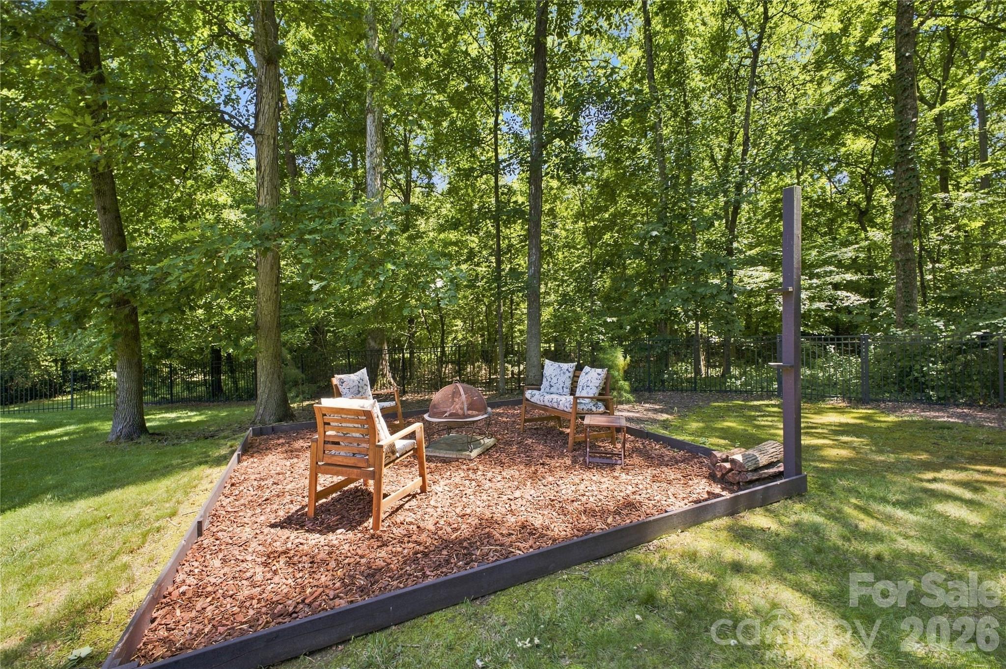 11019 King George Lane Property Photo 27