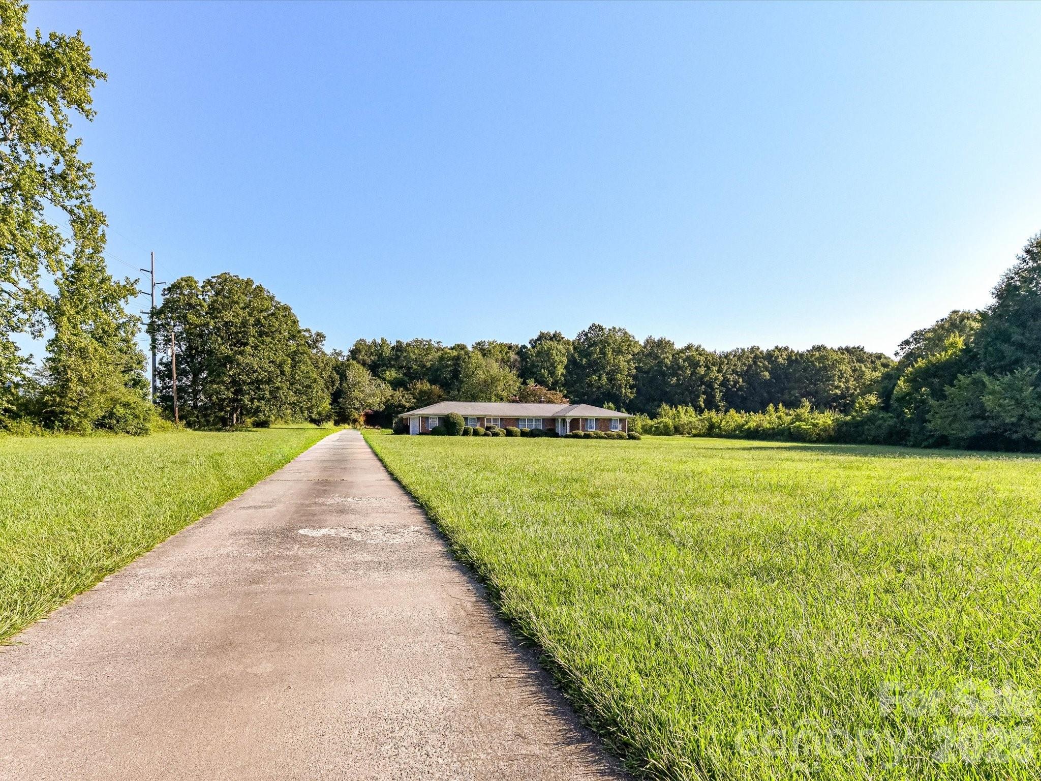 3320 Goldmine Road Property Photo 4