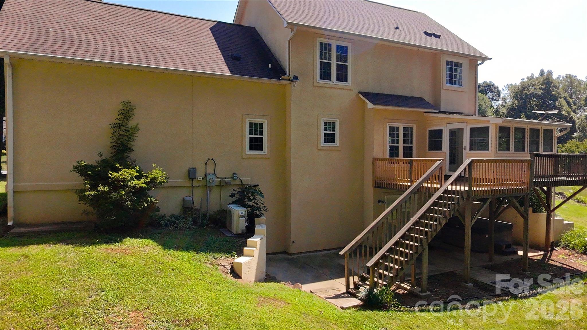 7605 Keating Drive Property Photo 11