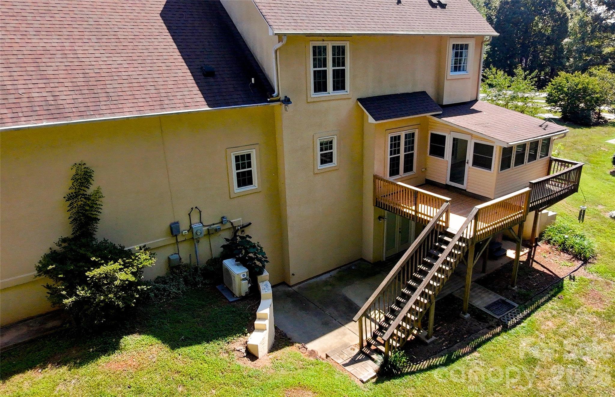 7605 Keating Drive Property Photo 12