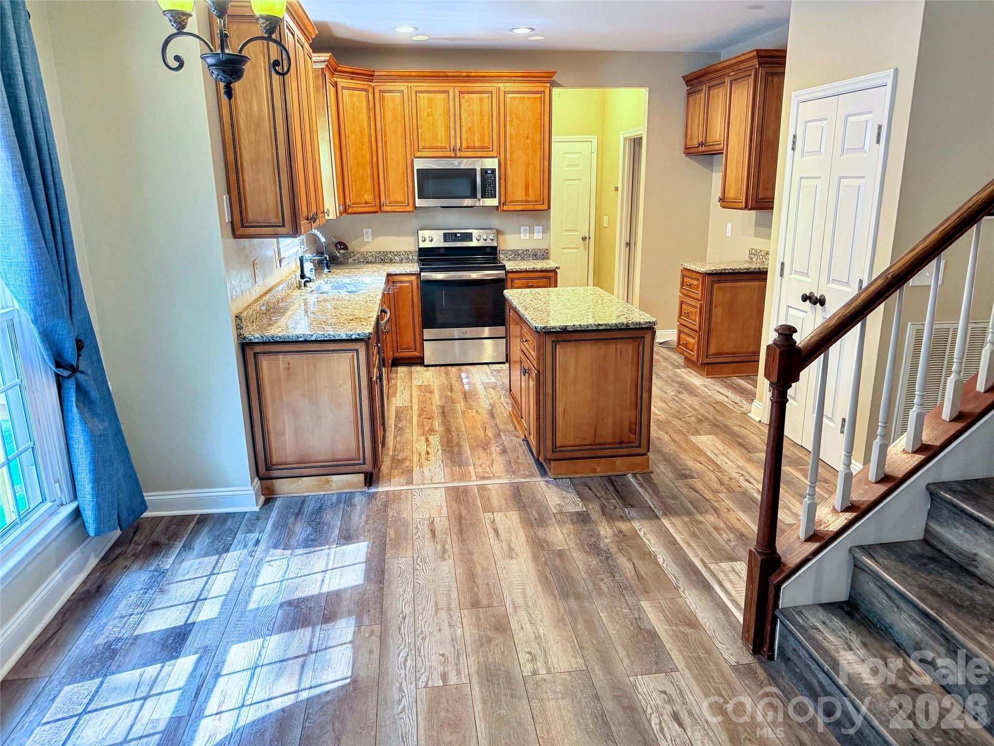 7605 Keating Drive Property Photo 22