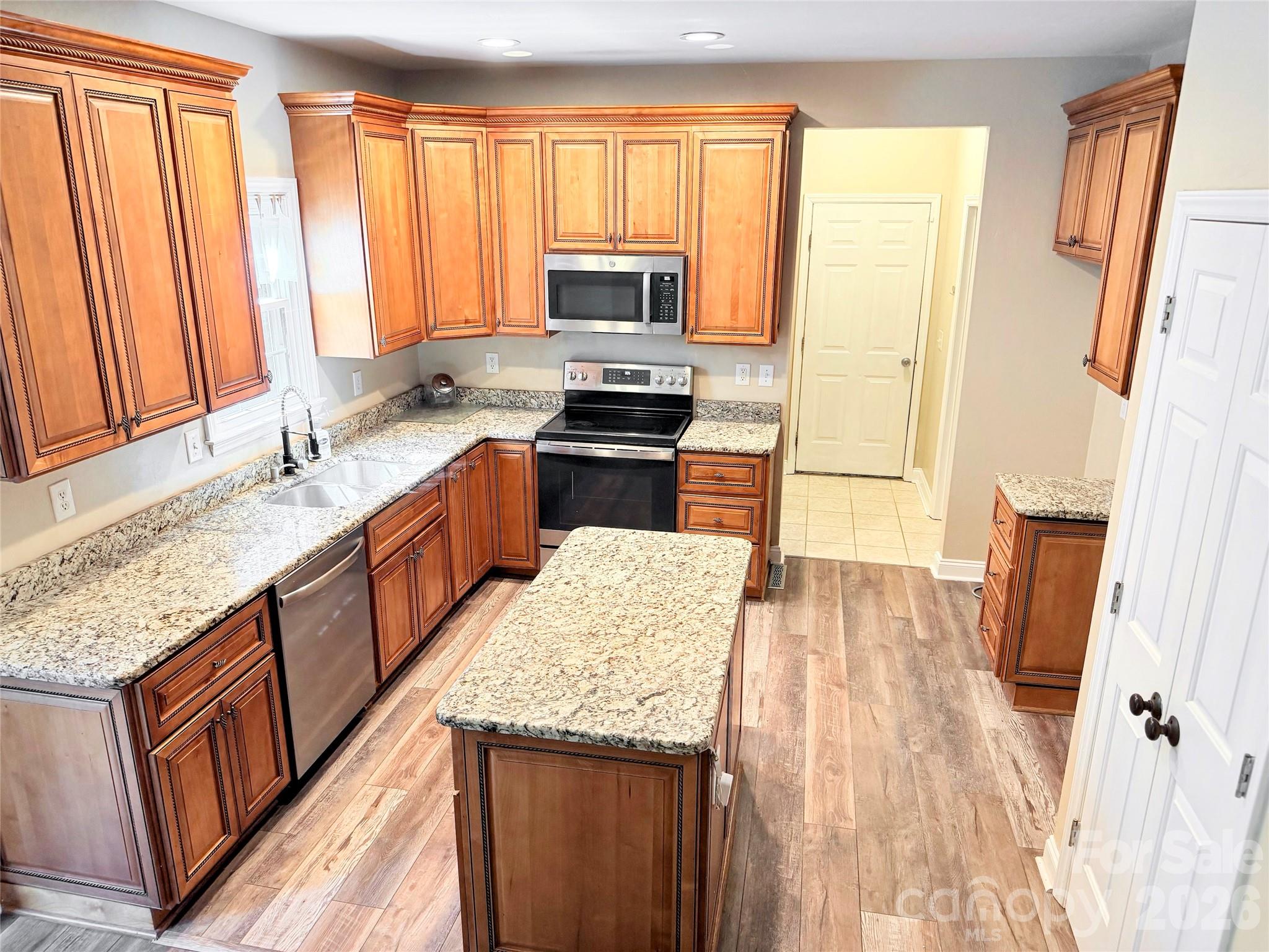 7605 Keating Drive Property Photo 24