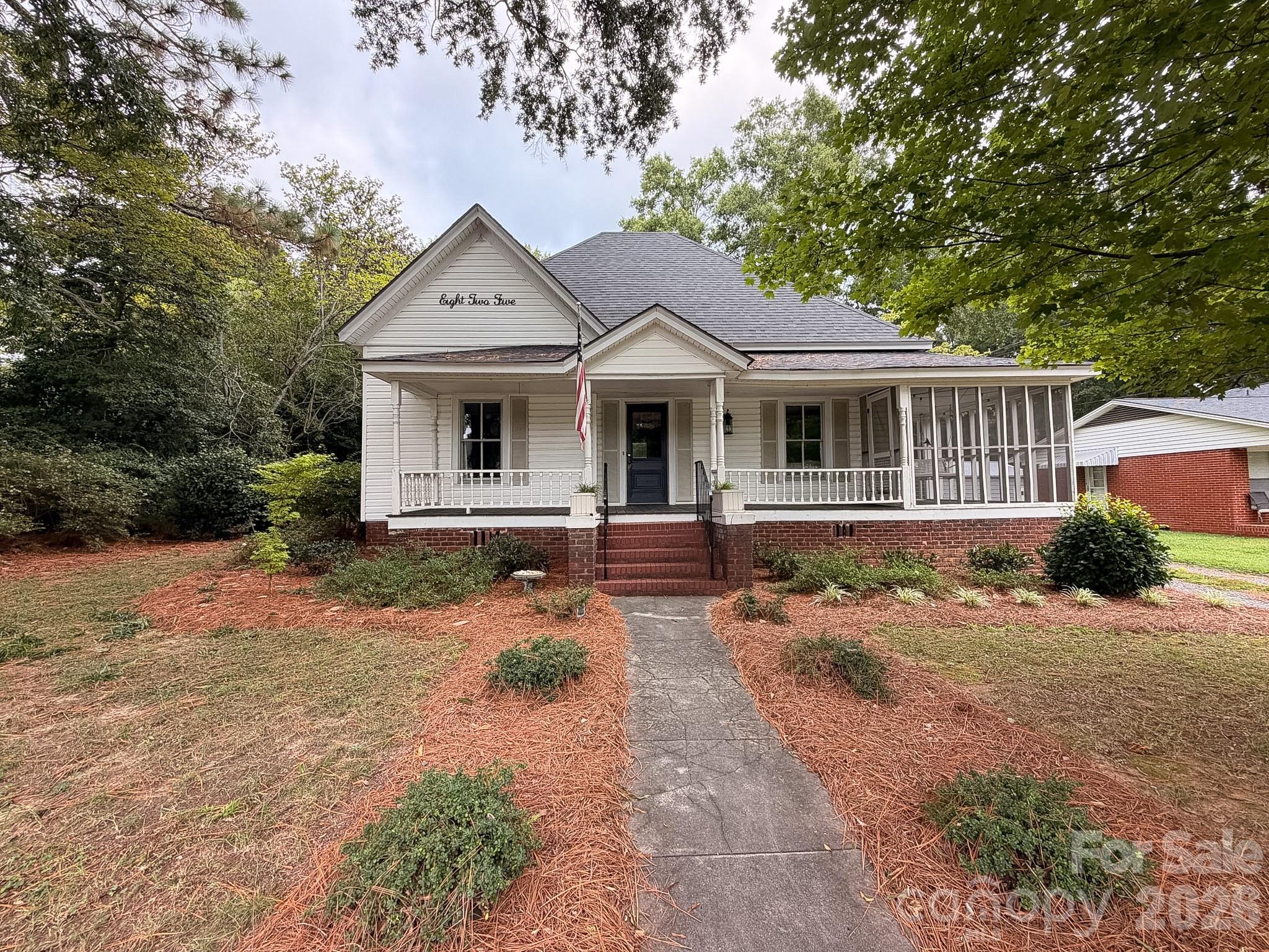 825 Montgomery Avenue Property Photo 16