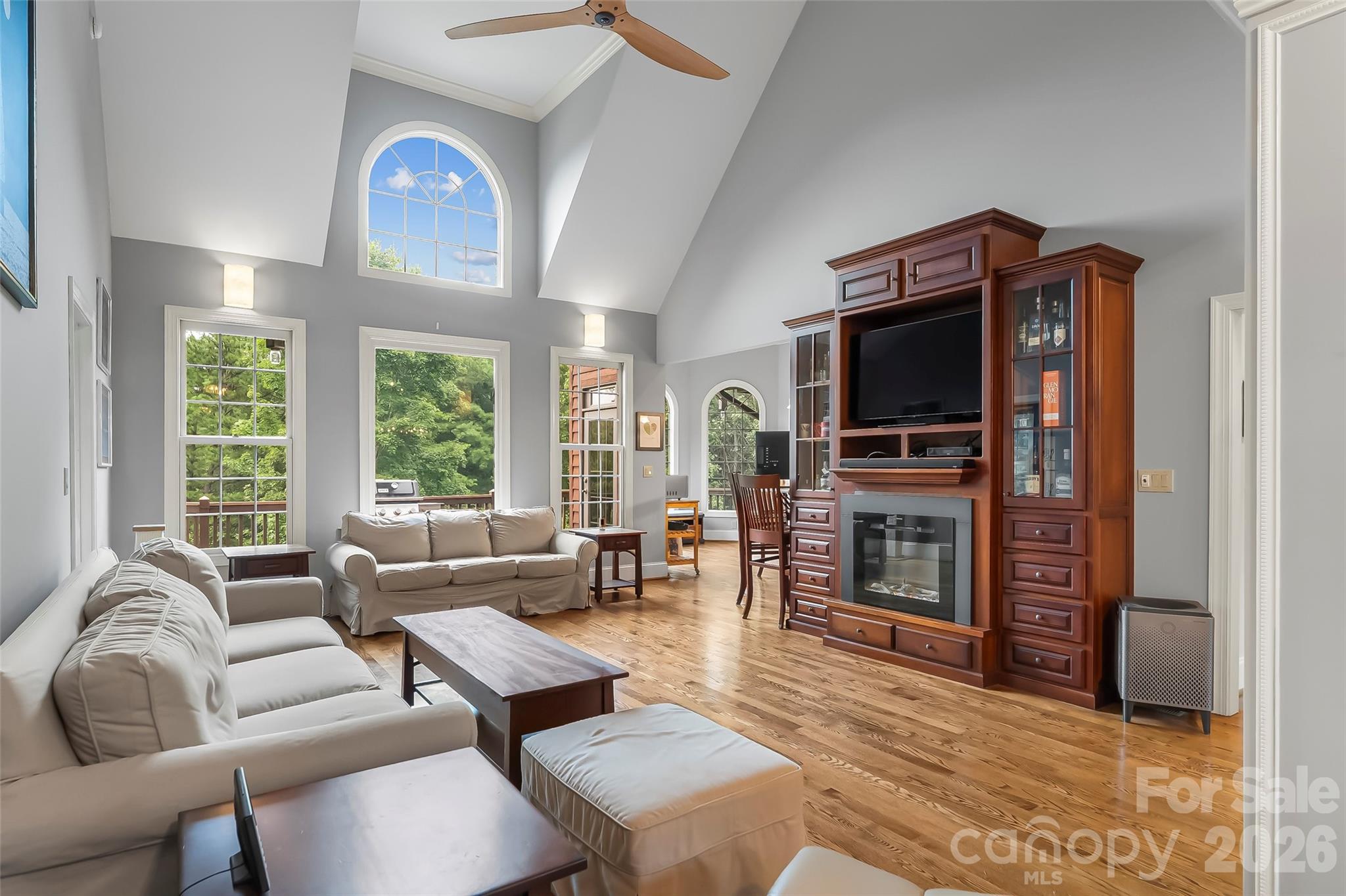 293 Bear Cliff Drive Property Photo 7