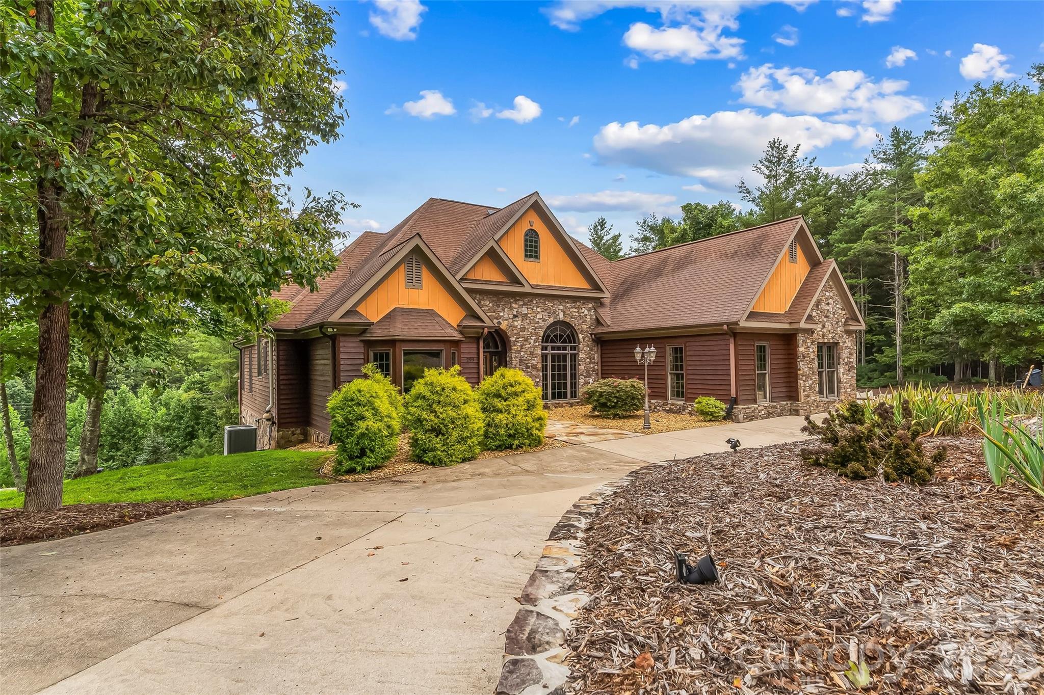 293 Bear Cliff Drive Property Photo 41
