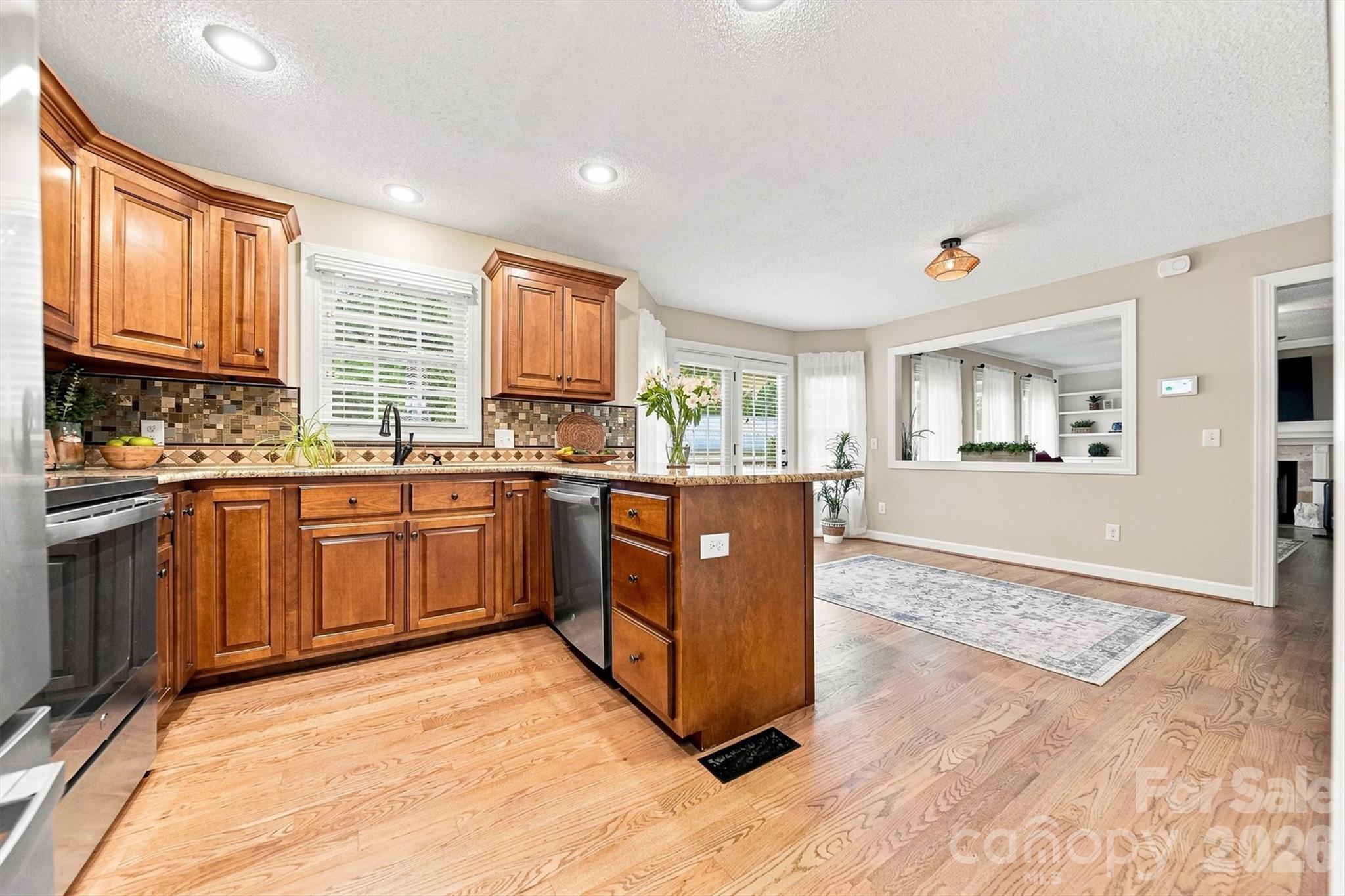 6011 Dockside Drive Property Photo 14