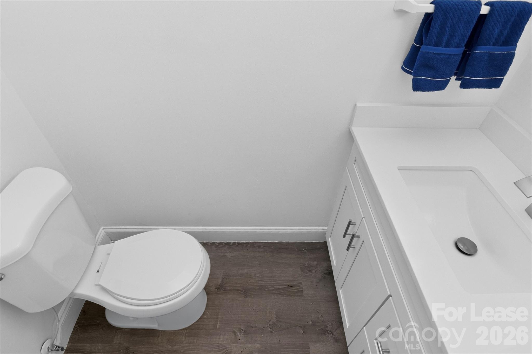 8322 Knights Bridge Road Property Photo 14