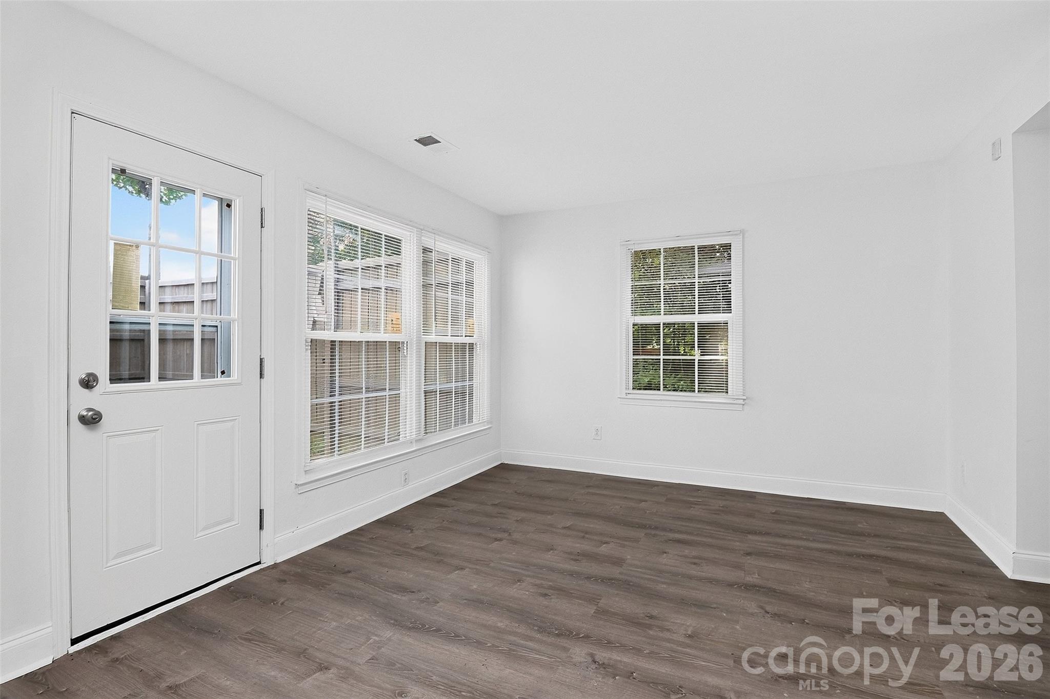 8322 Knights Bridge Road Property Photo 15