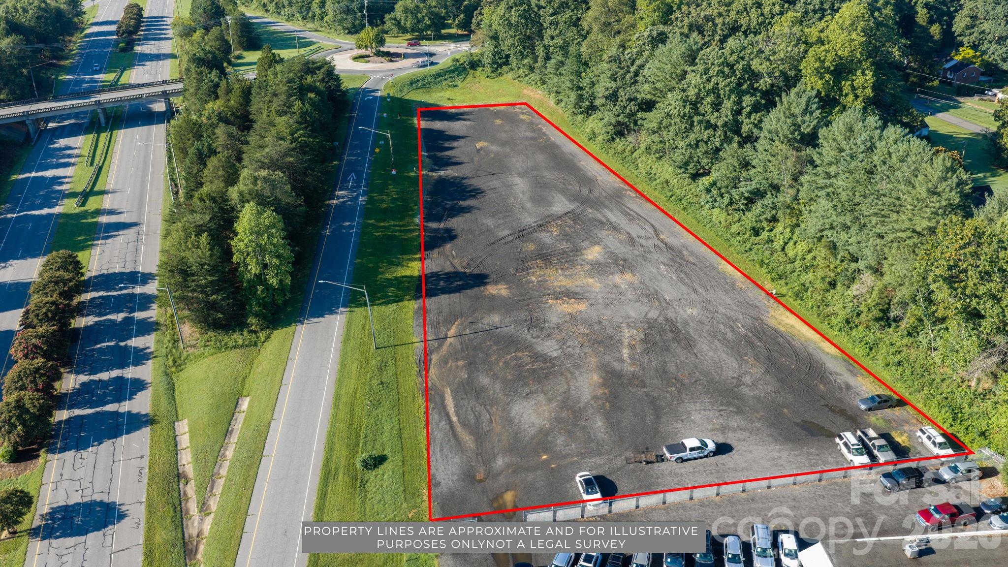 3196 Peters Creek Parkway Property Photo 2