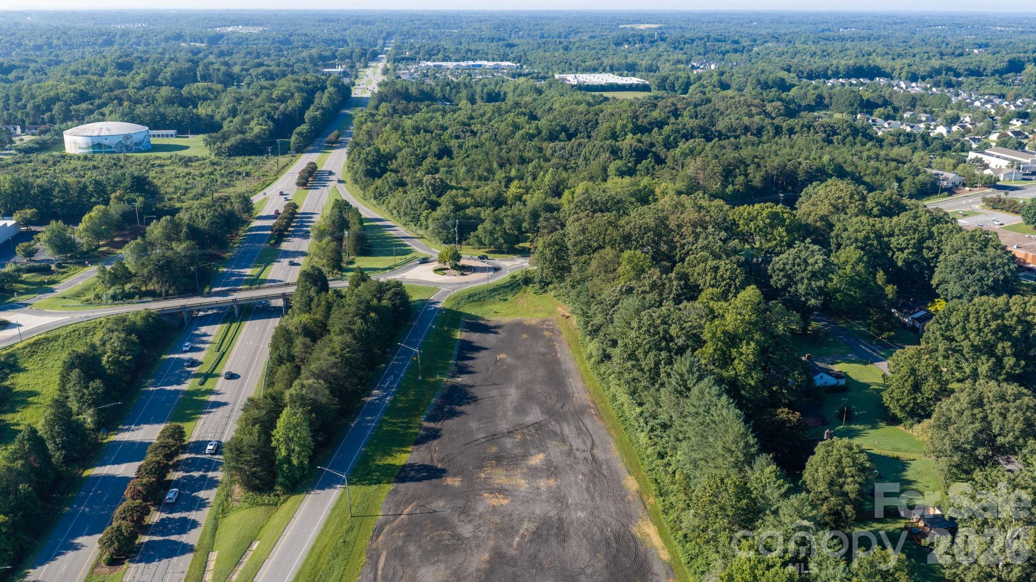 3196 Peters Creek Parkway Property Photo 9