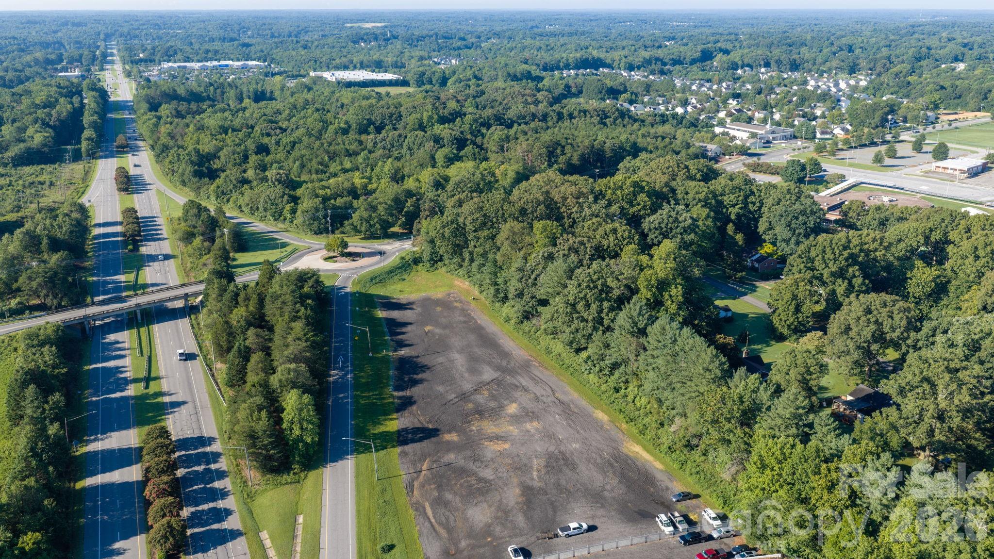 3196 Peters Creek Parkway Property Photo 10