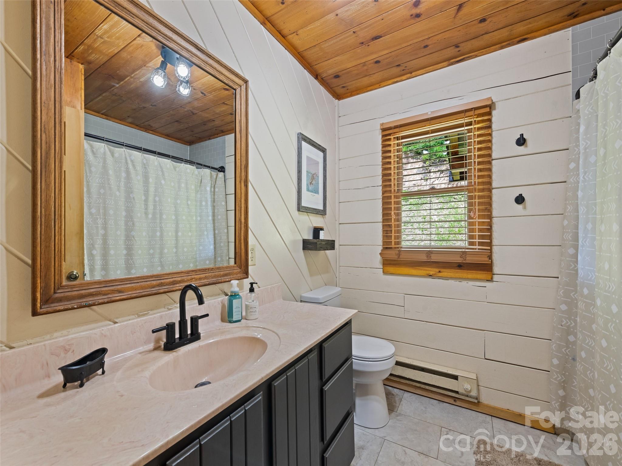 367 Robinson Road Property Photo 10