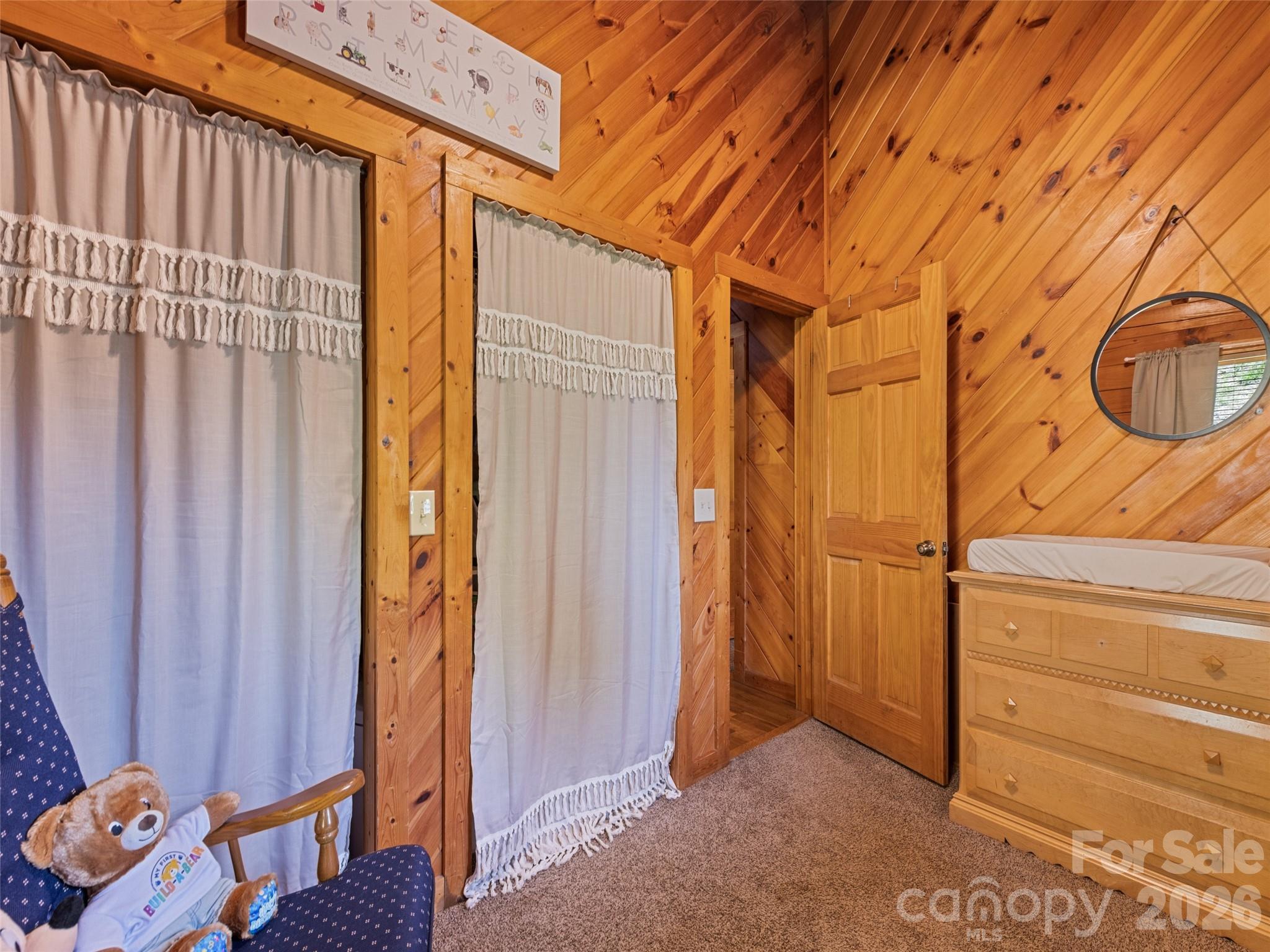 367 Robinson Road Property Photo 14