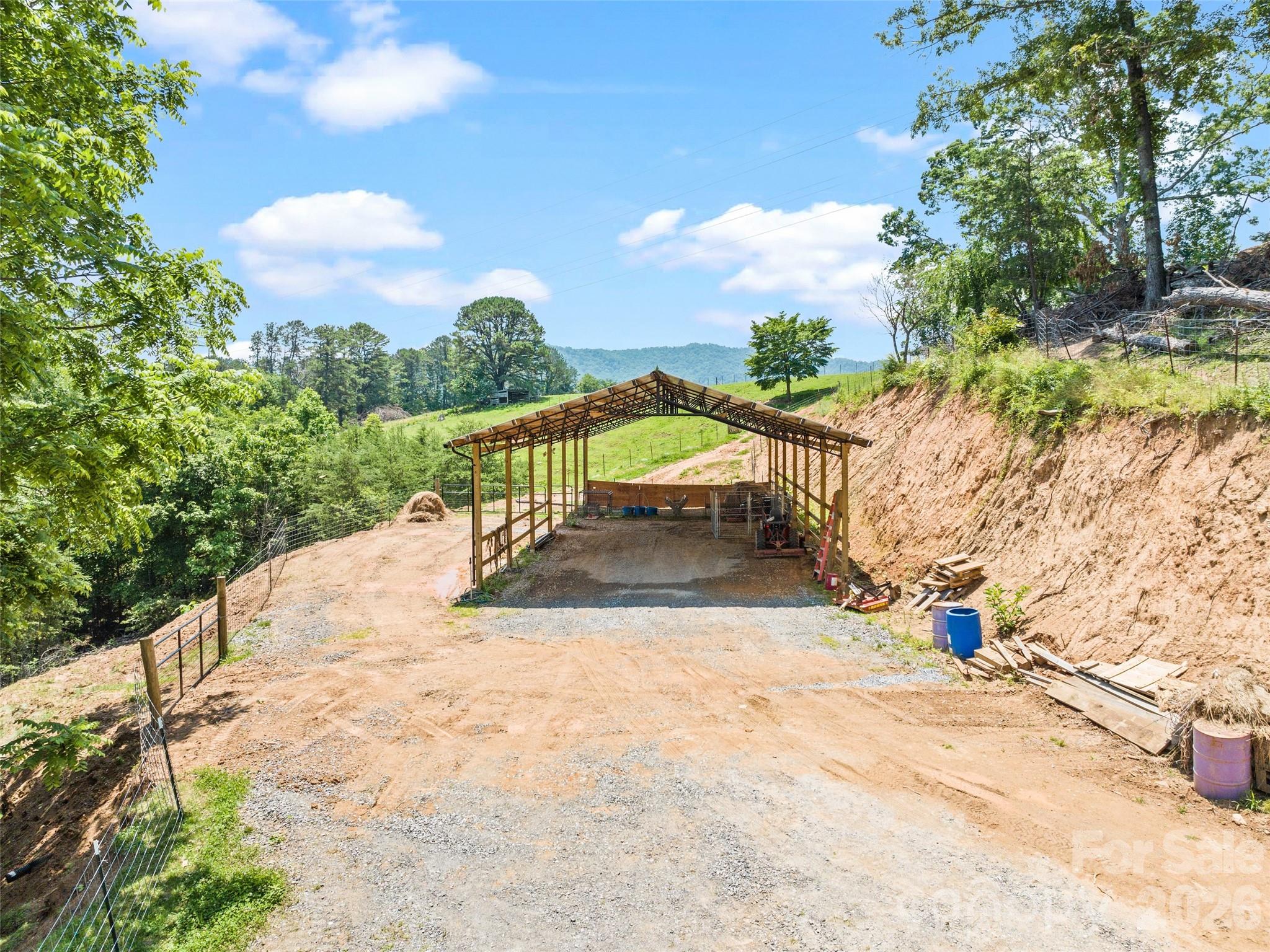 367 Robinson Road Property Photo 16