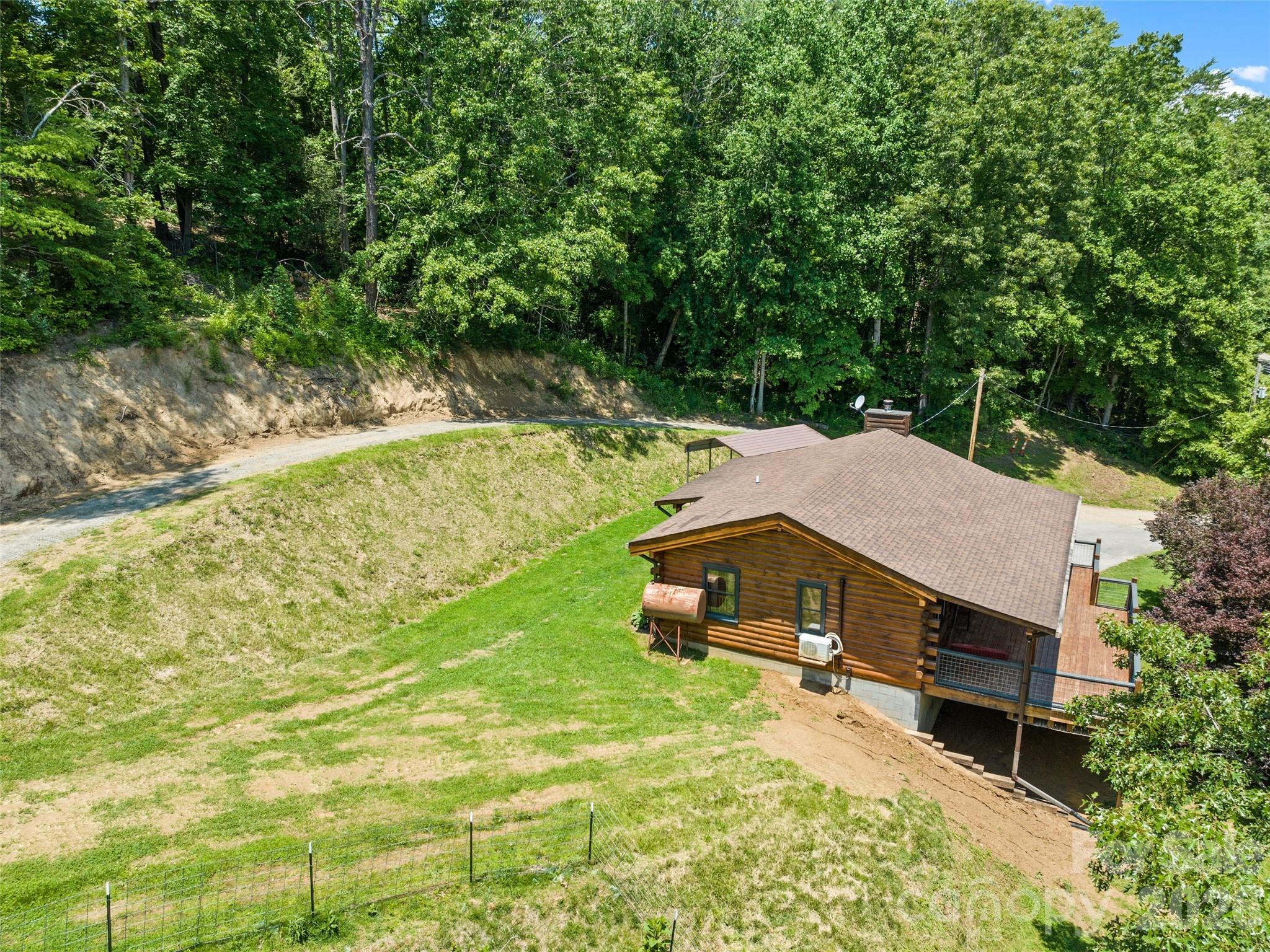 367 Robinson Road Property Photo 32