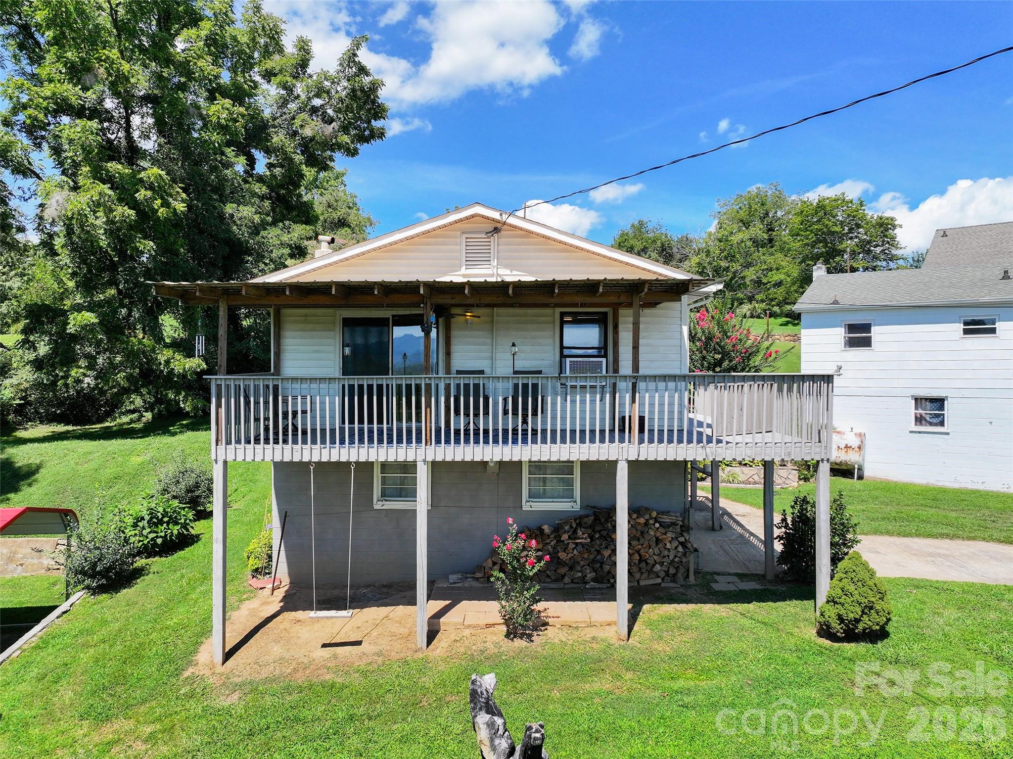 83 Rocky Street Property Photo 3